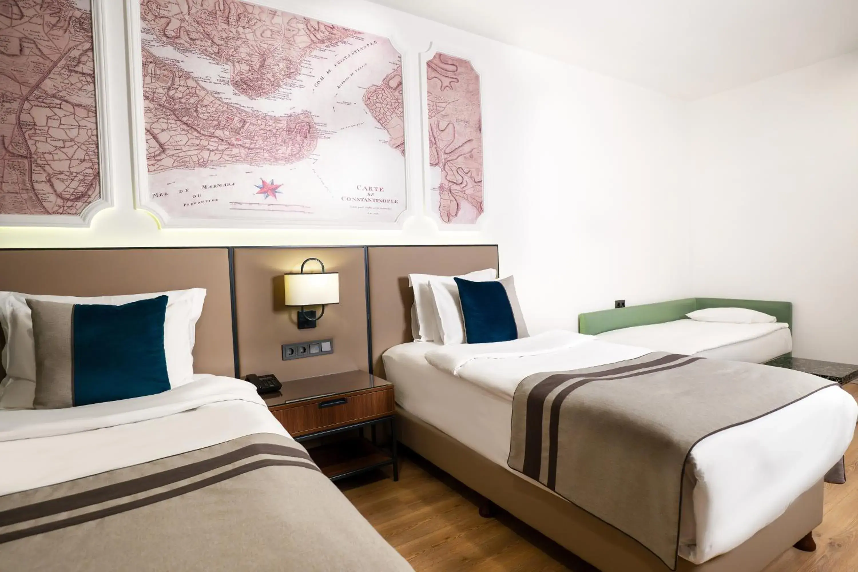 Deluxe Twin Room in Akka Suites Taksim-Special Class Deluxe Twin Room in Akka Suites Taksim-Special Class