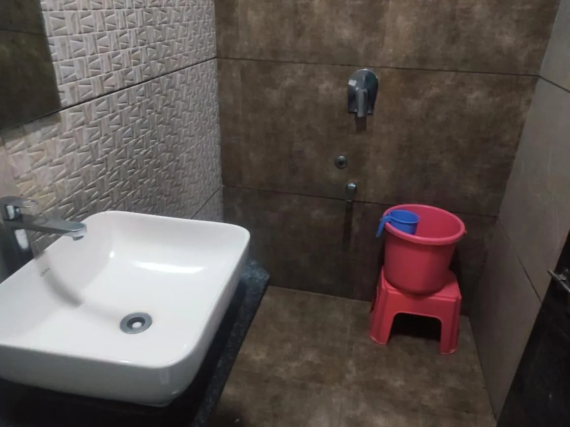 Bathroom in Hotel Vrindavan Deluxe Kolhapur NEAR CENTRAL BUS STAND