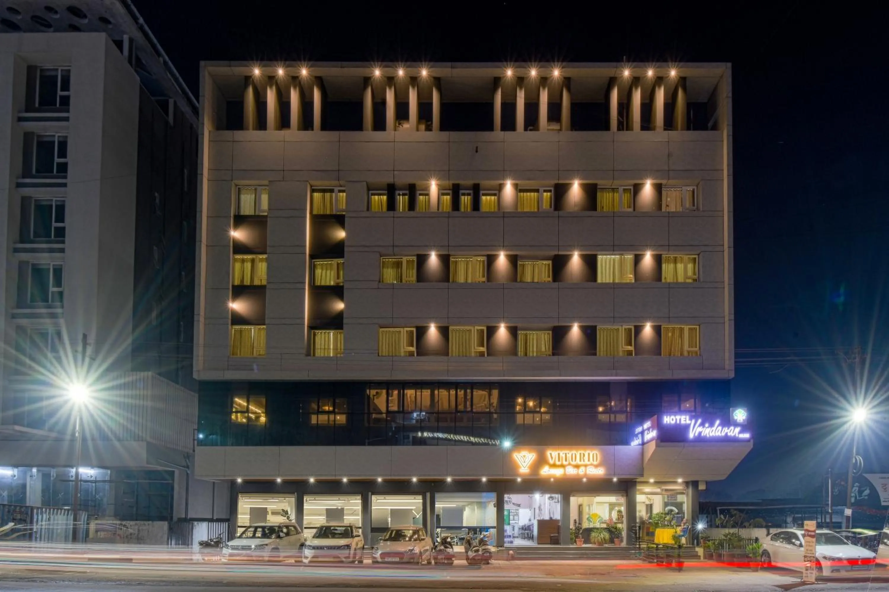 Property building in Hotel Vrindavan Deluxe Kolhapur NEAR CENTRAL BUS STAND