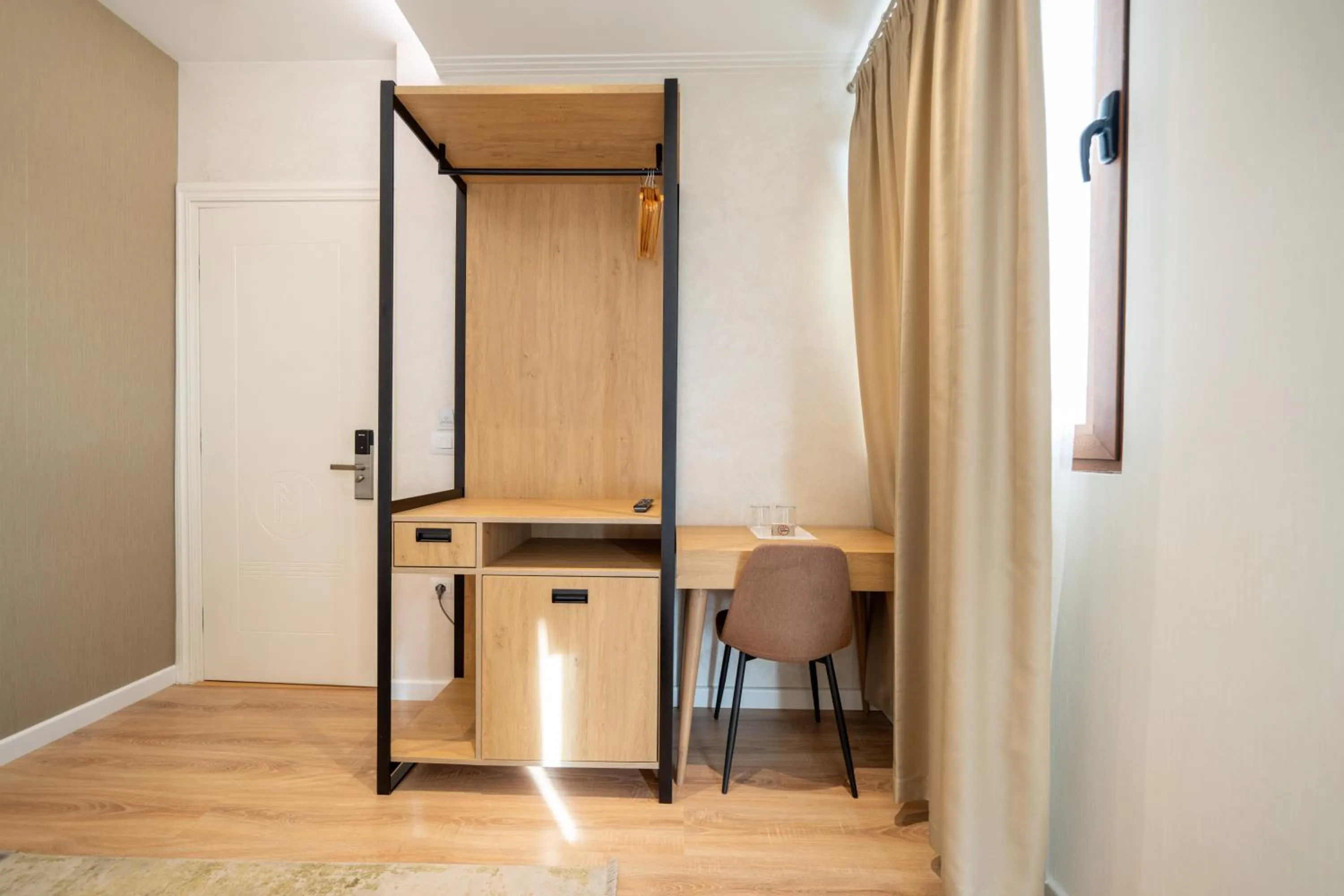 wardrobe in MERKO HOTEL