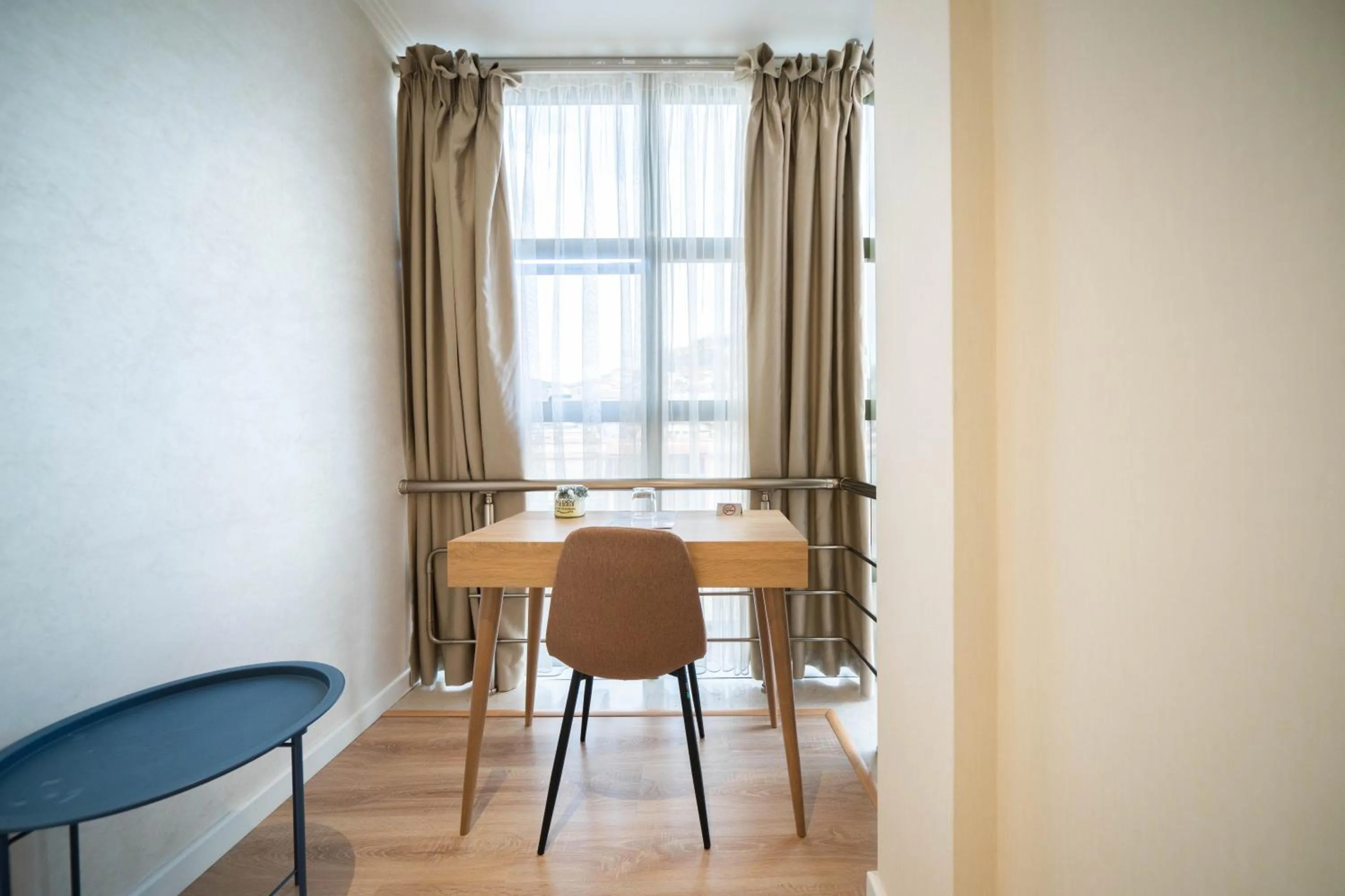 Seating area in MERKO HOTEL