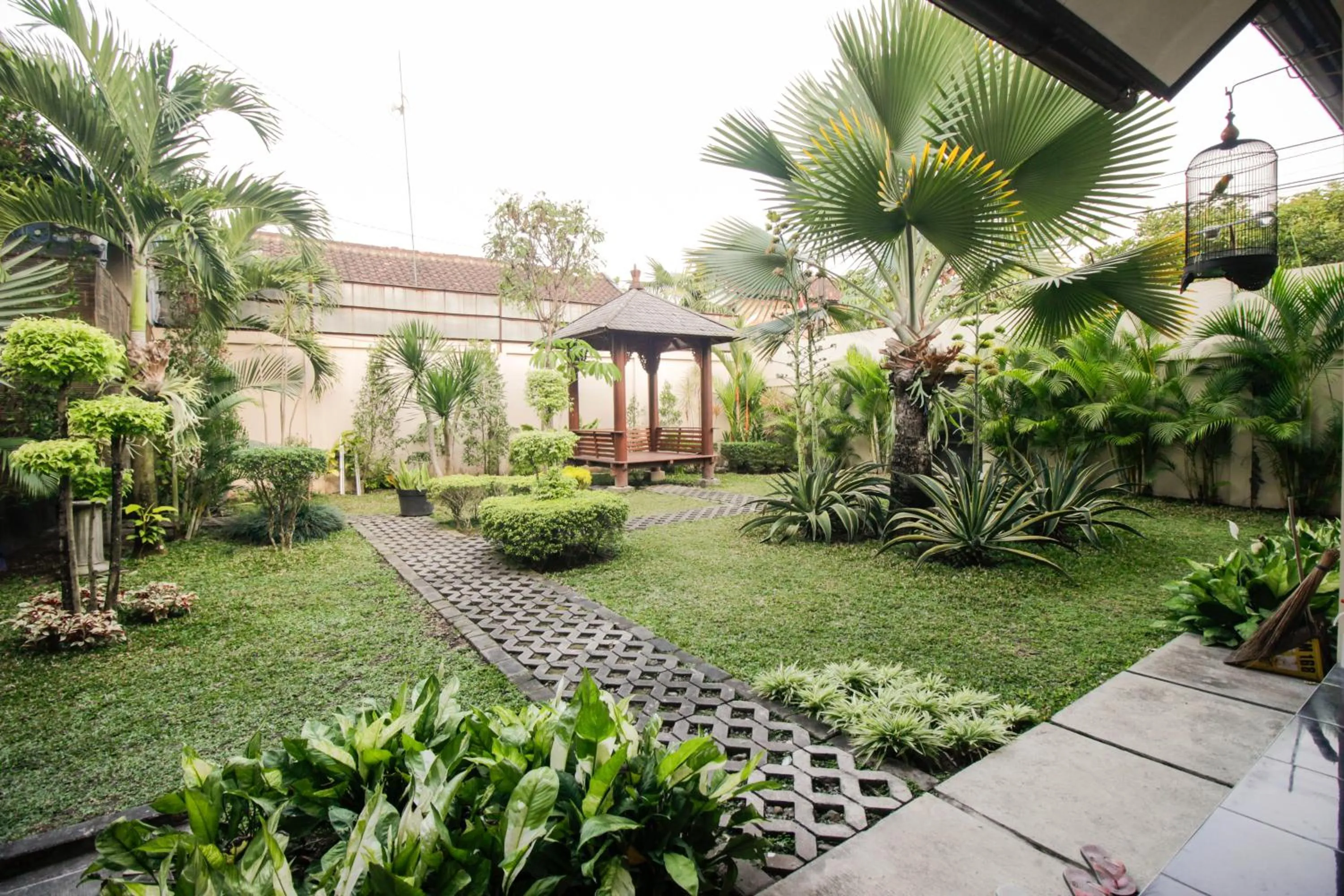 Garden in Nginap at Joy House