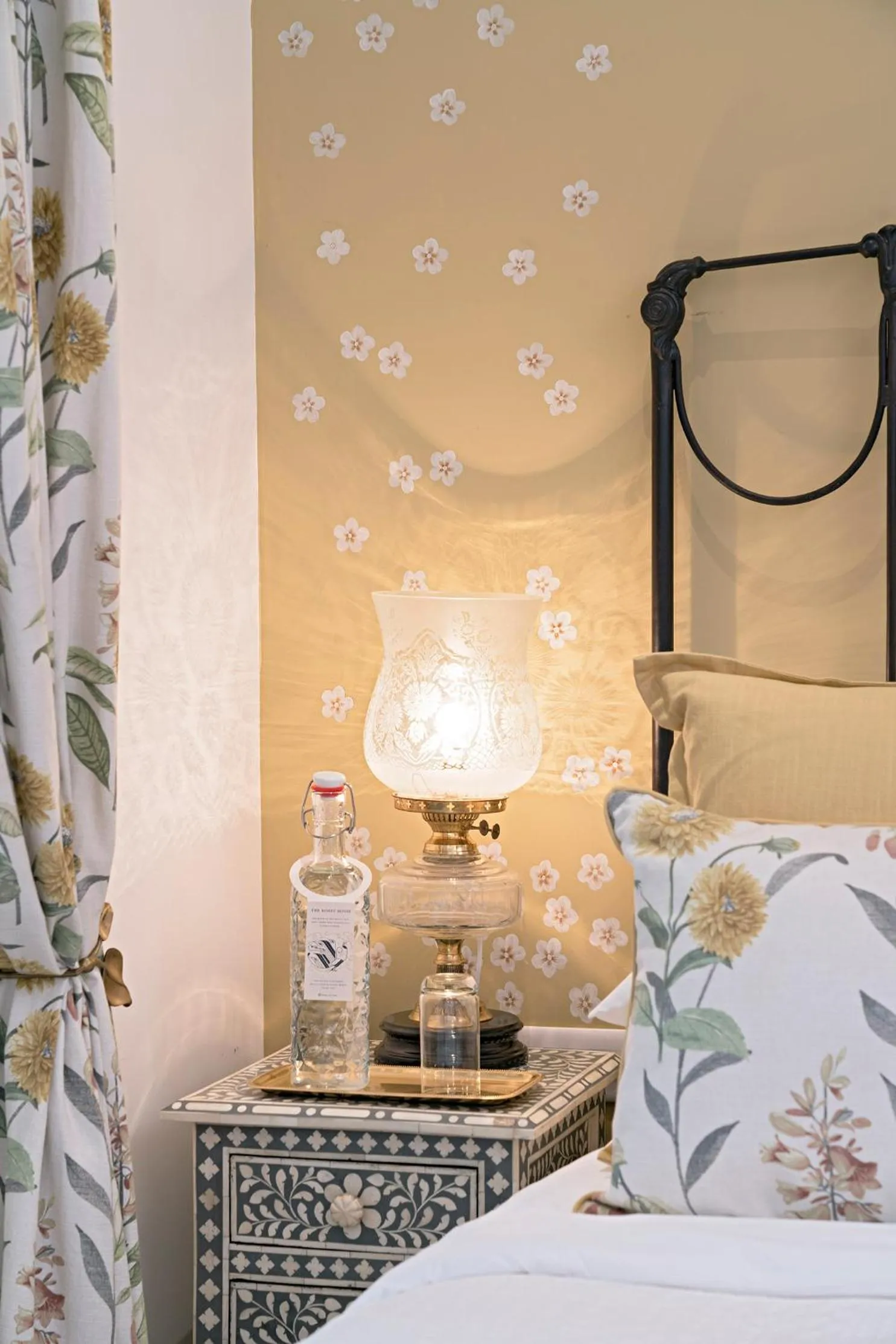 Bed in The Rohet House