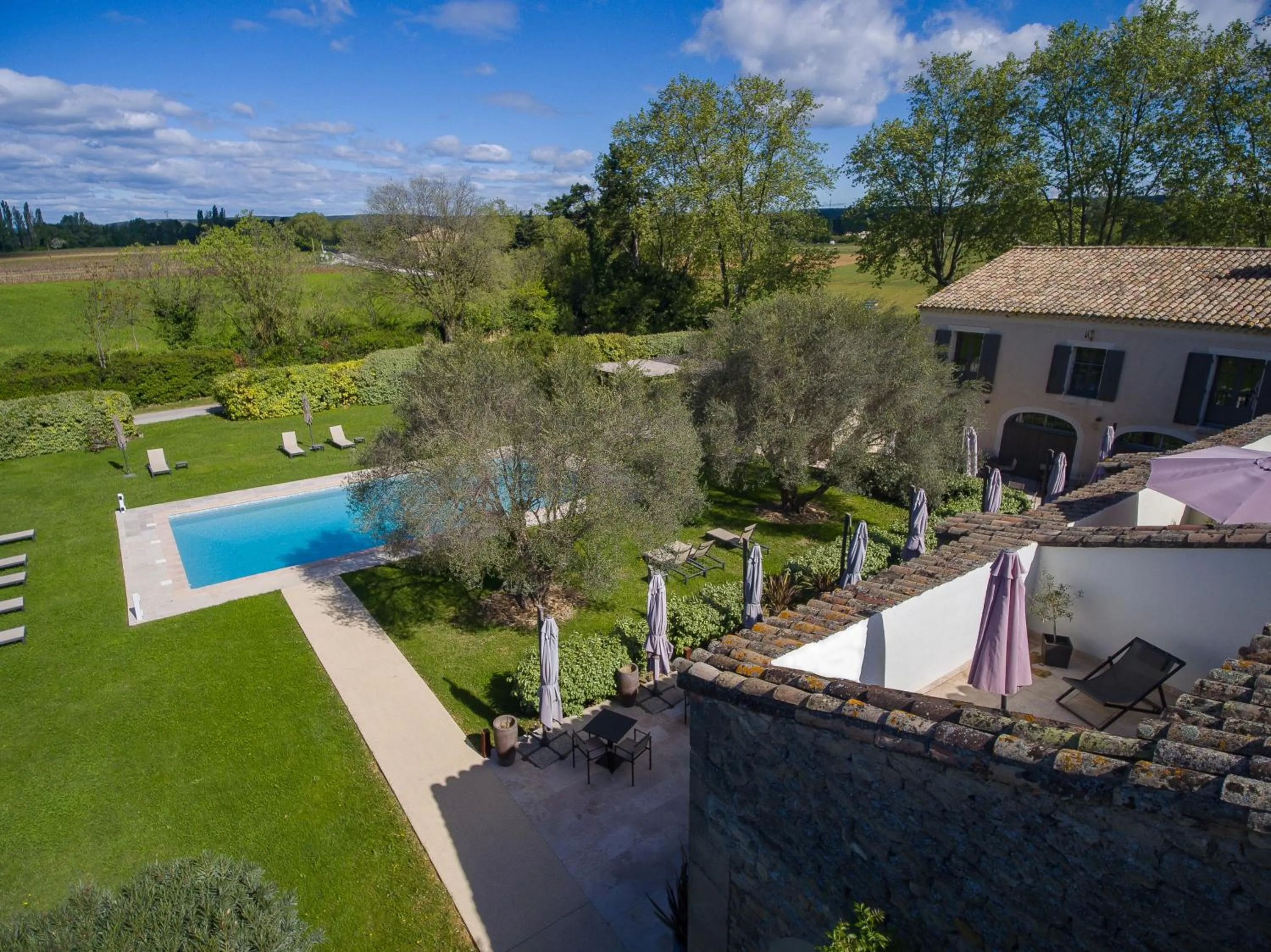 Garden in Hôtel & Restaurant de charme - La Bégude Saint-Pierre