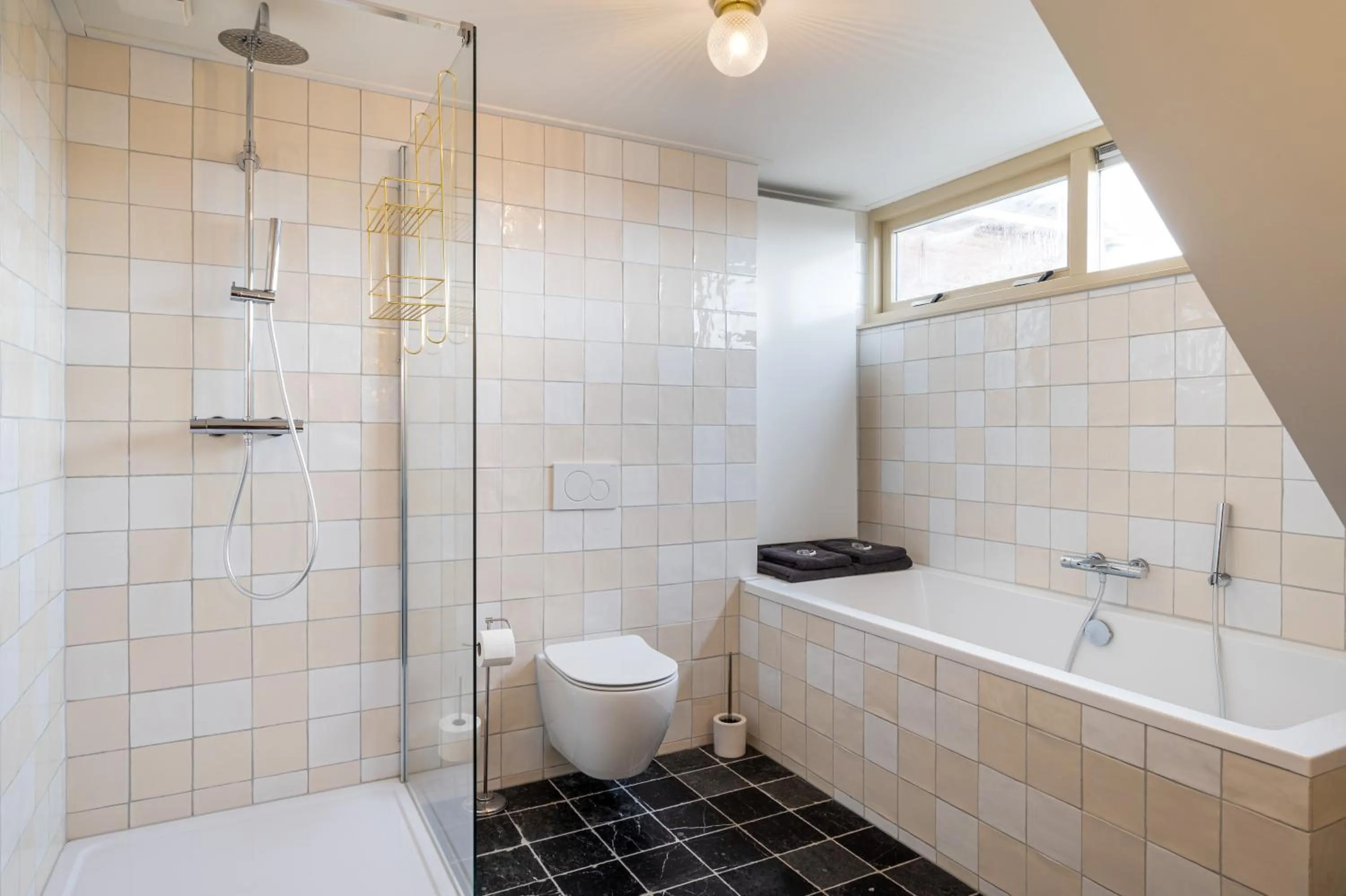 Shower in Herberg Het Rechthuis