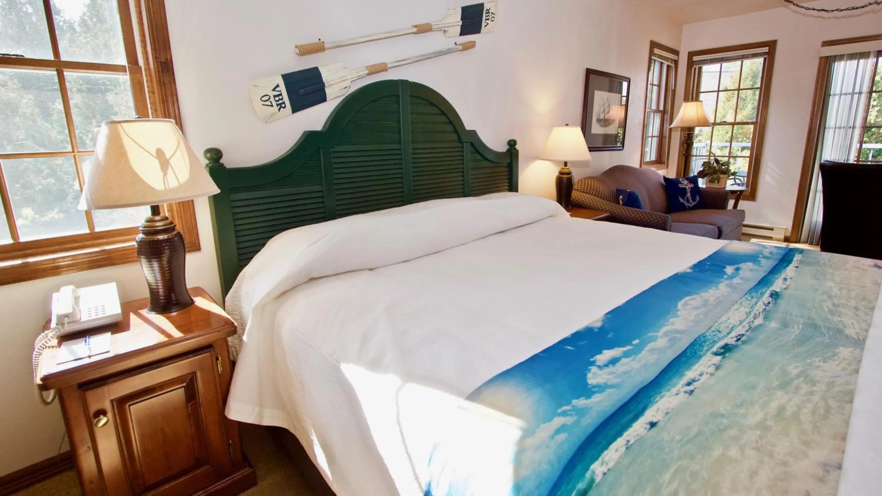 Bed in Baileys Harbor Yacht Club Resort