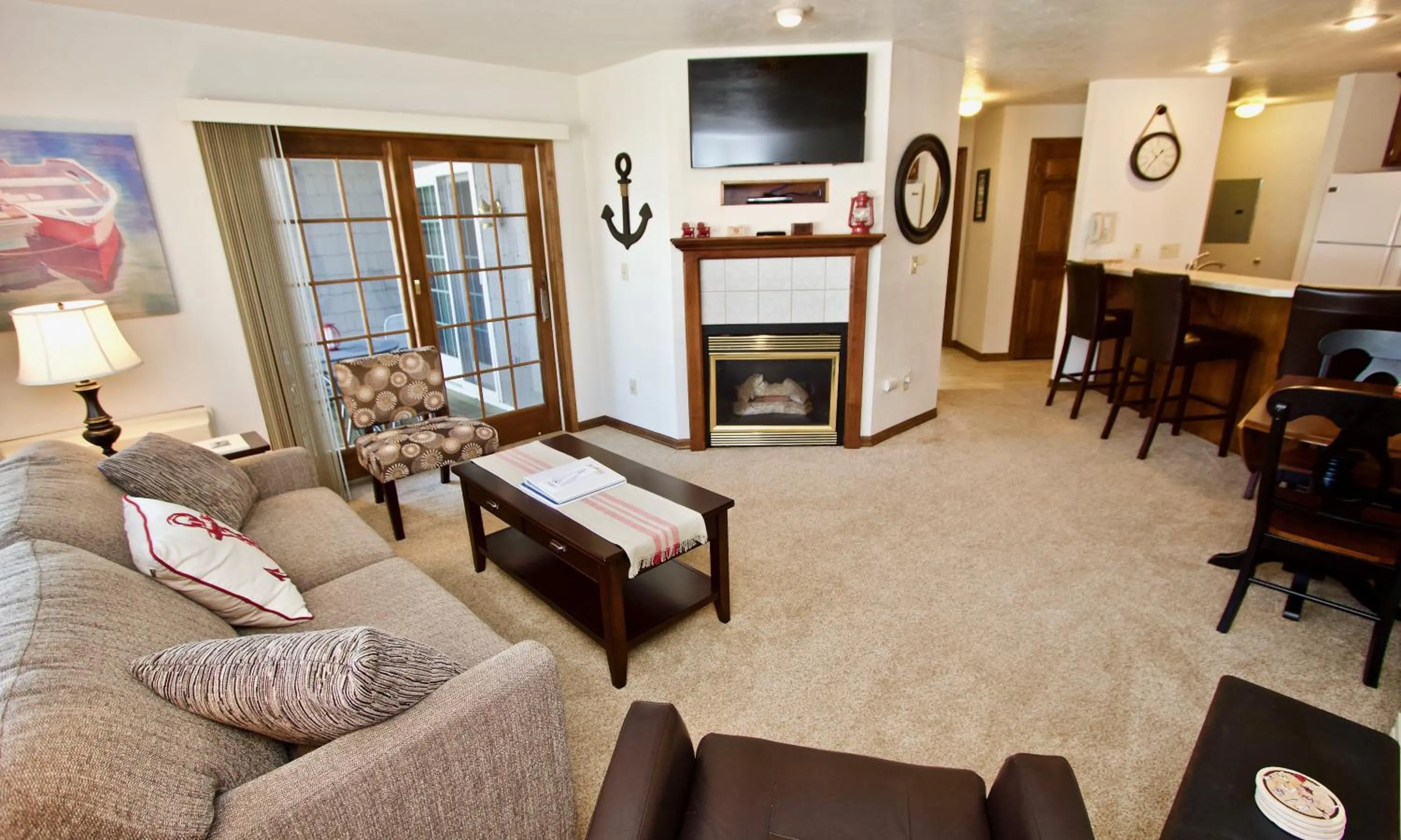 Living room in Baileys Harbor Yacht Club Resort