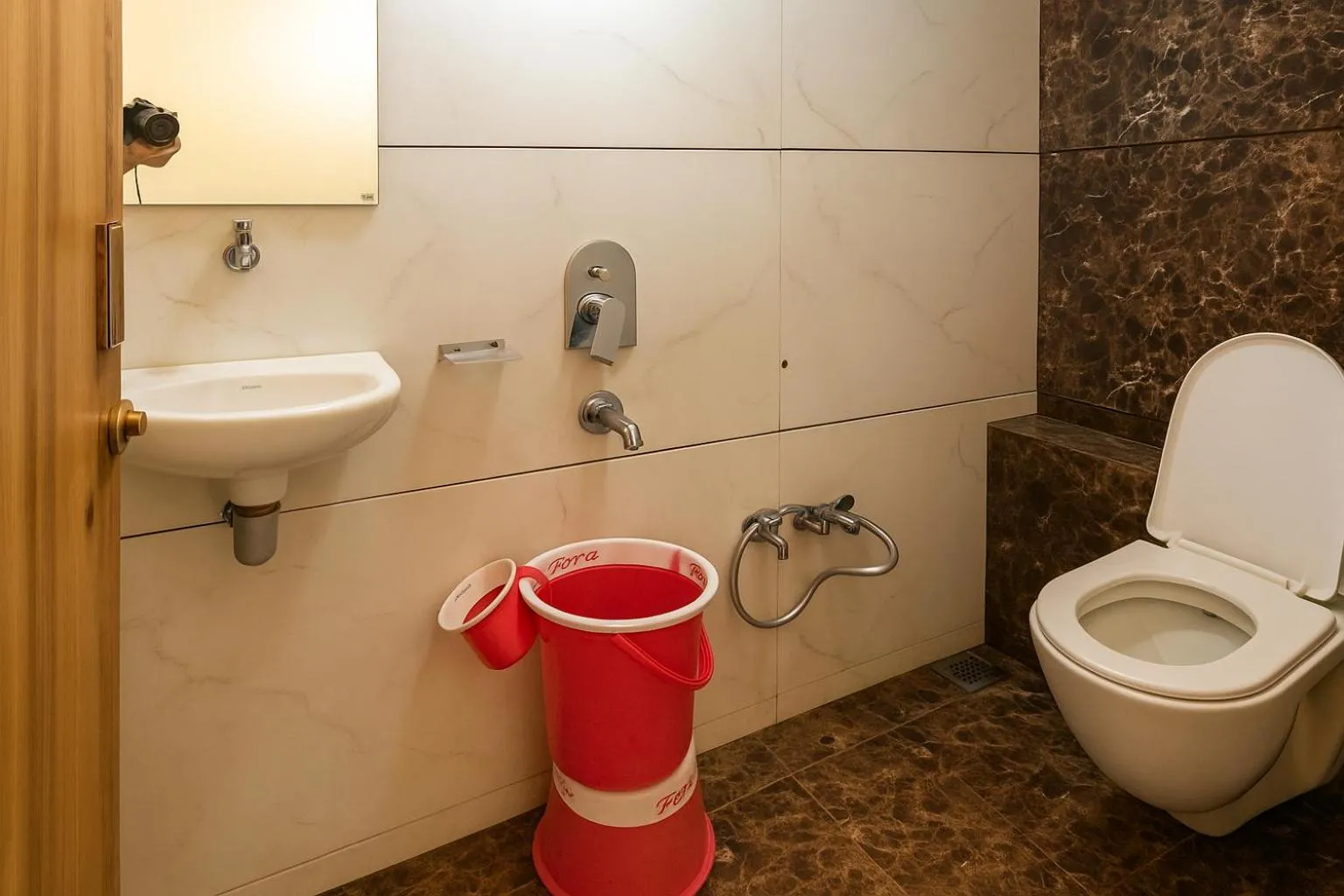 Hotel Dwarawati