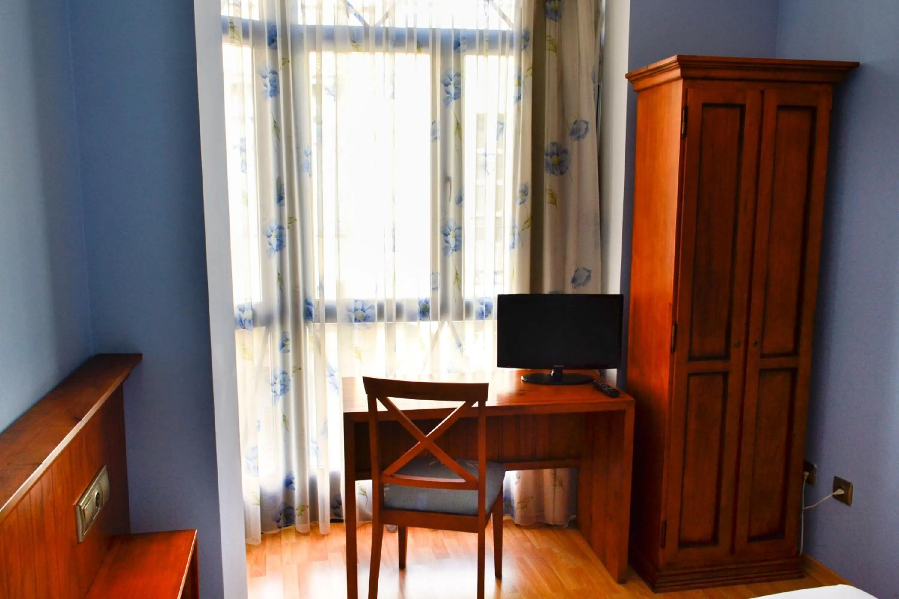 TV and multimedia in Alda Vía de la Plata Rooms