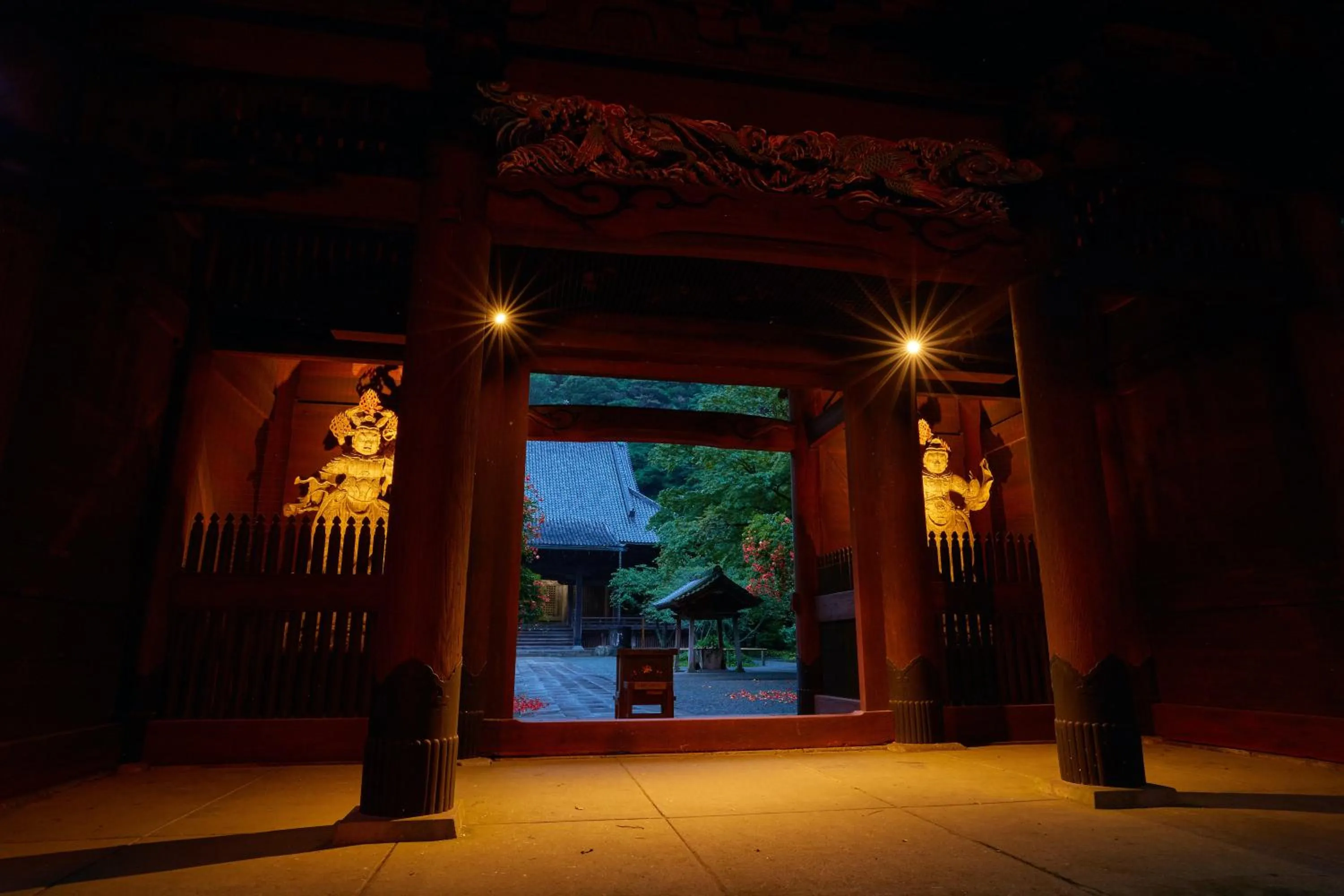 Nearby landmark in KAMAKURA Hotel