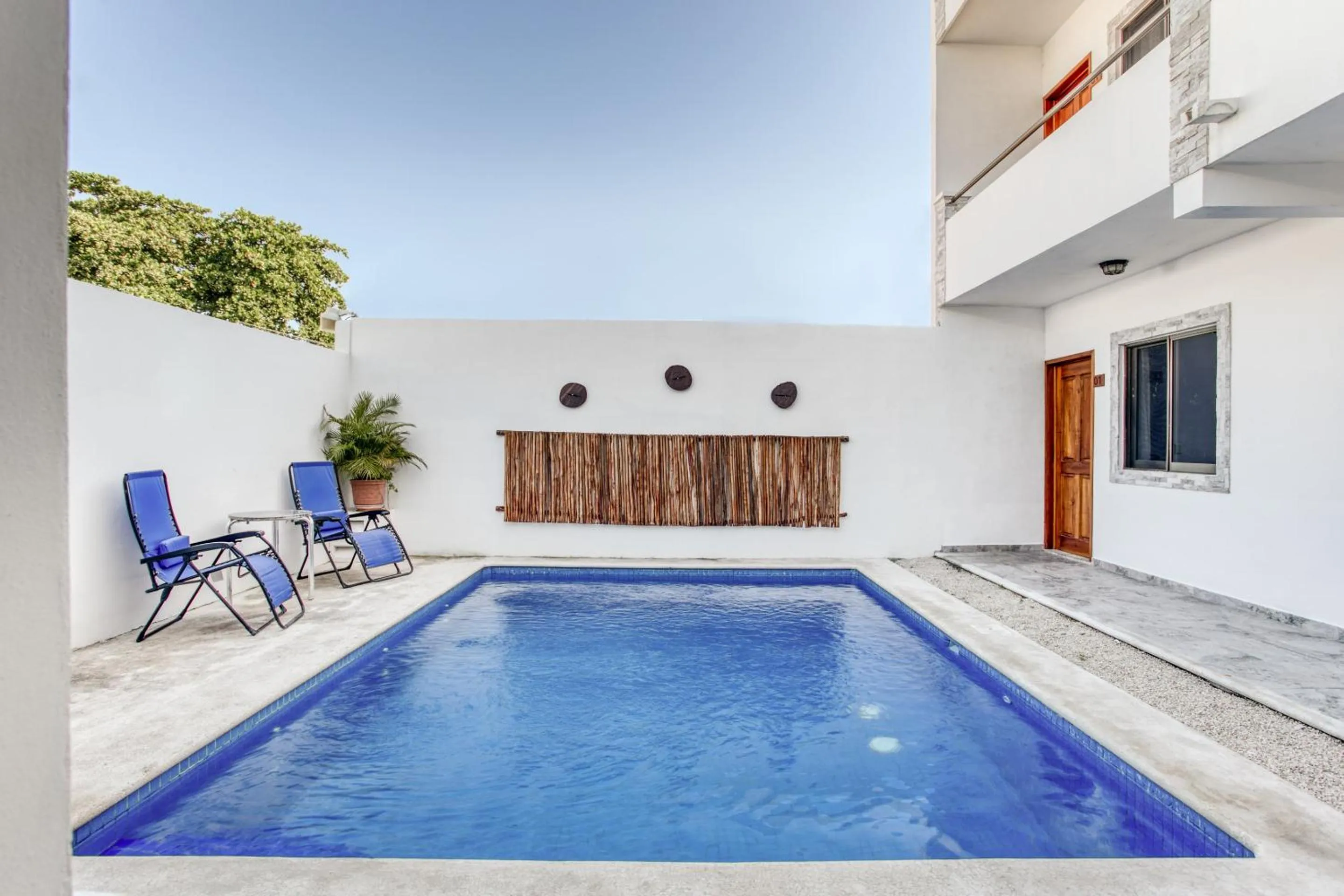 Swimming pool in Capital O Hotel Yukon