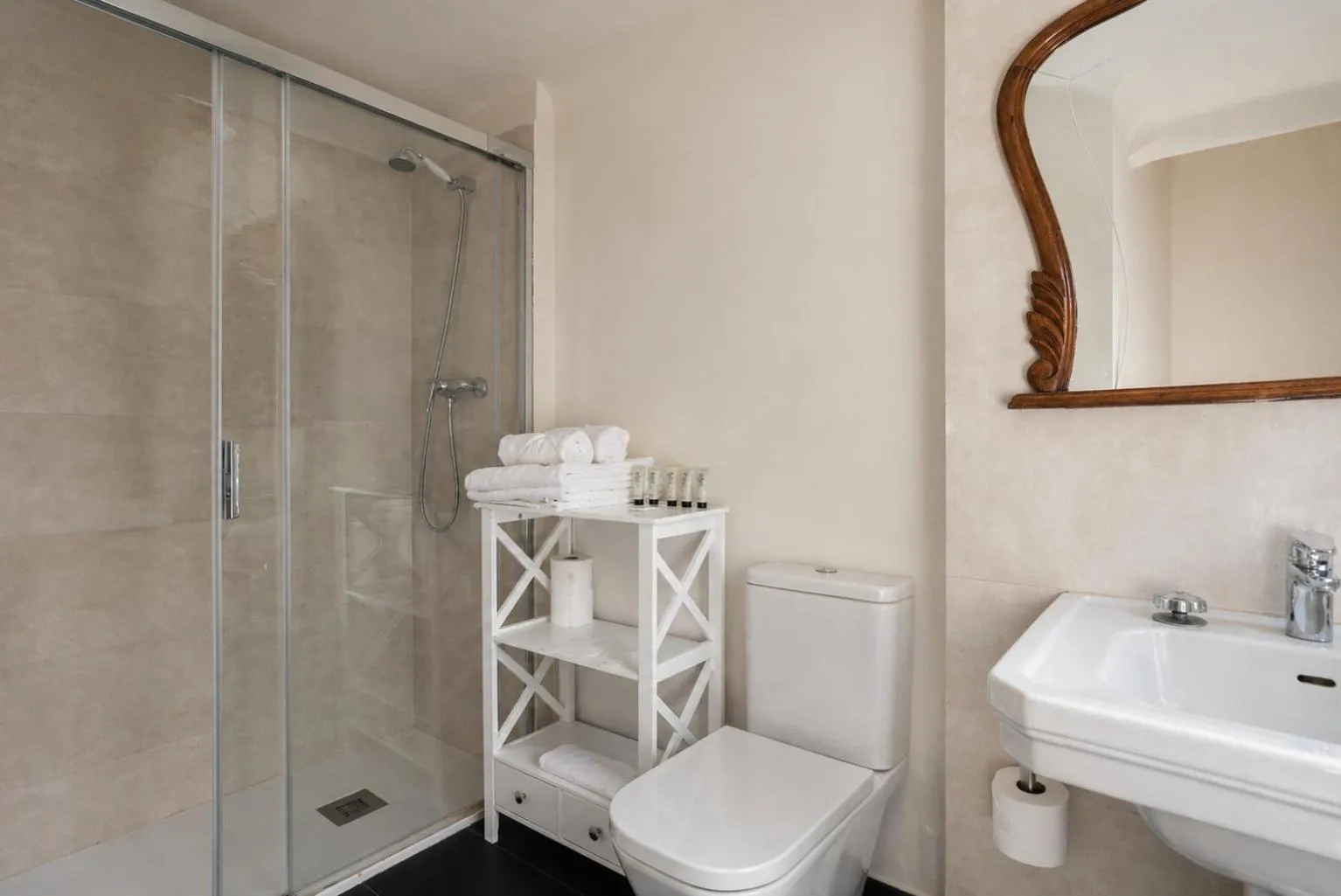 Angelats Hotel - A Signature Boutique Hotel