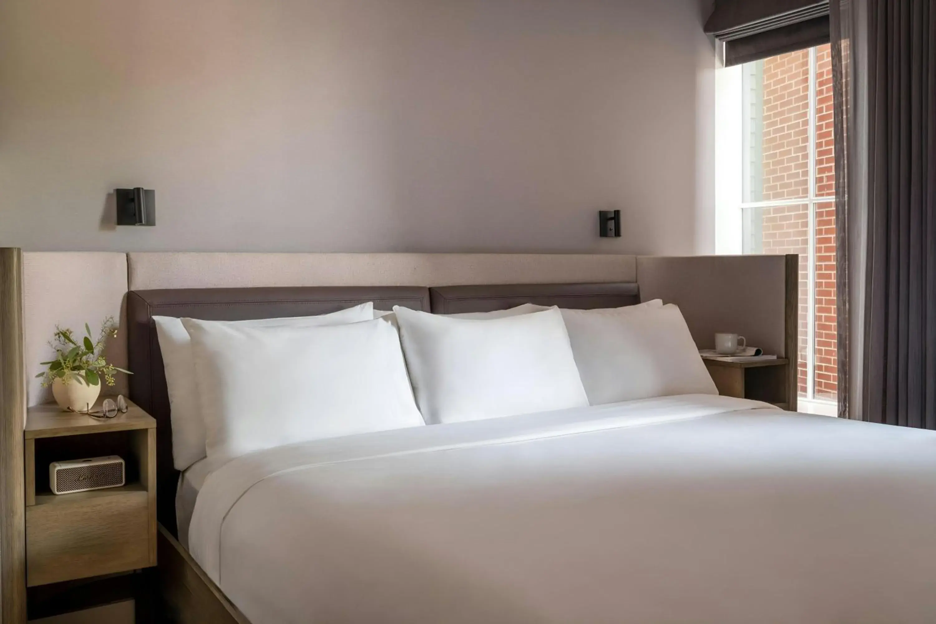 Bedroom, Bed in 907 Main Hotel Central Square, Sonder by Marriott Bonvoy Bedroom, Bed in 907 Main Hotel Central Square, Sonder by Marriott Bonvoy