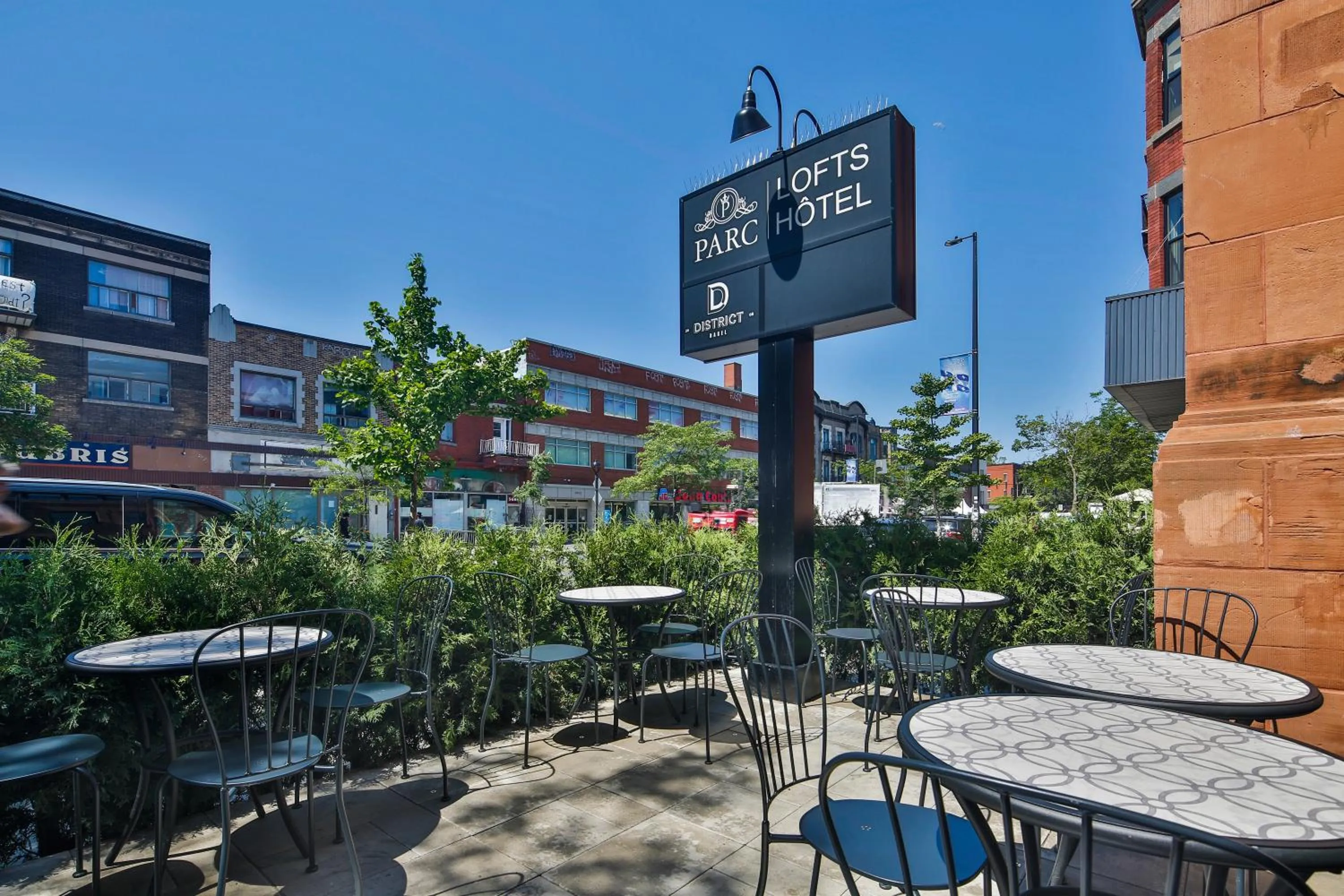 Balcony/Terrace in Parc Avenue Hostel