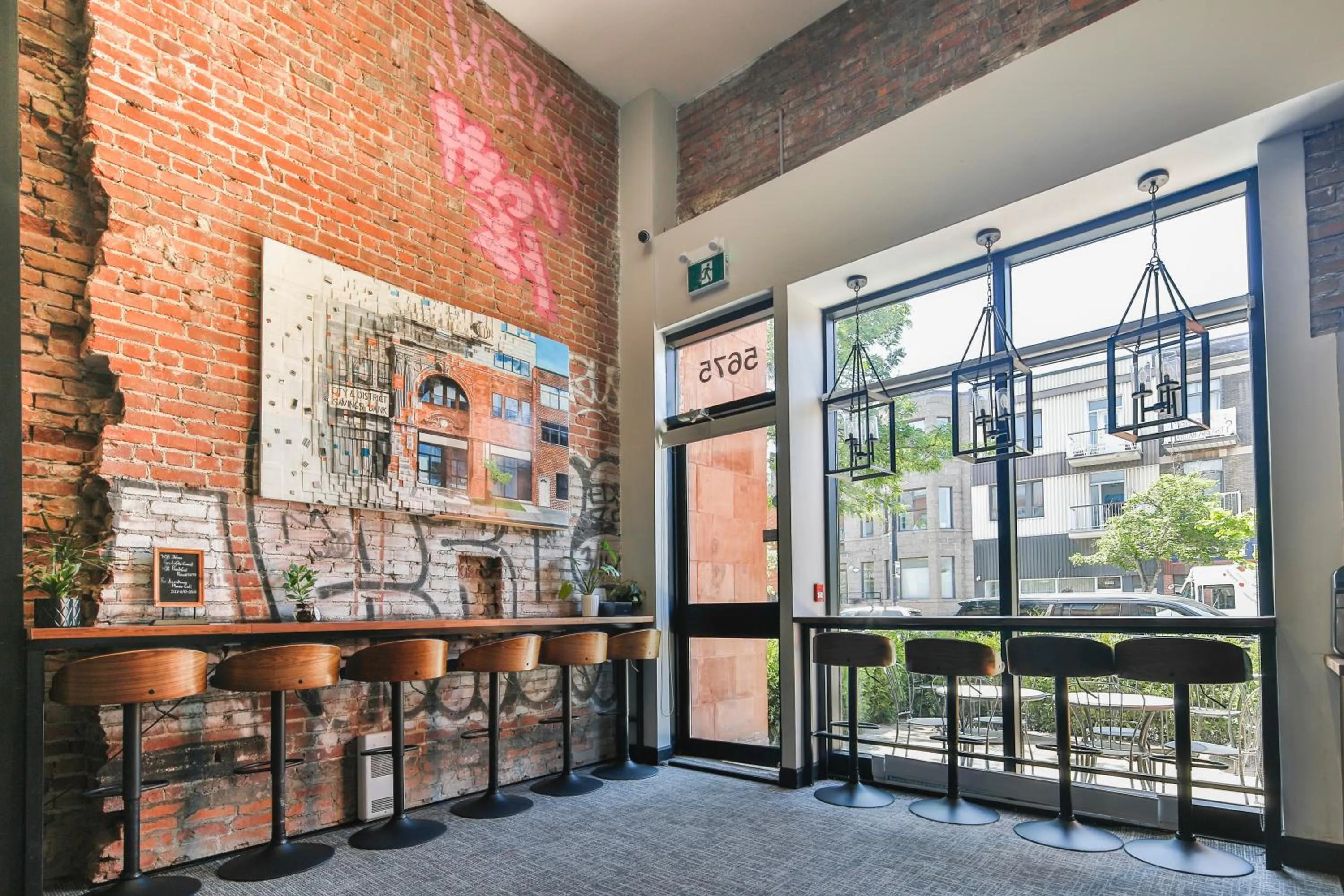 Seating area in Parc Avenue Hostel