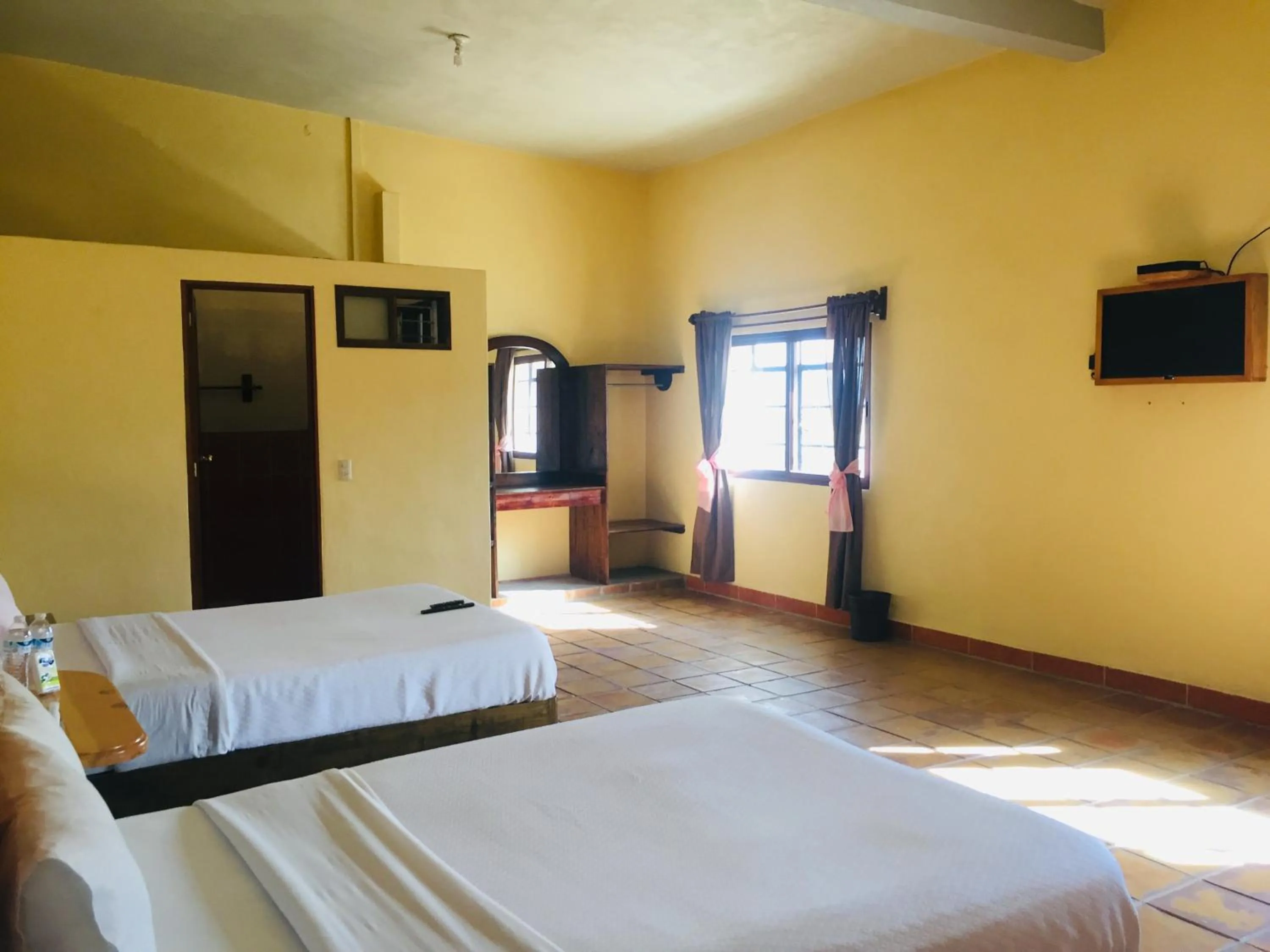 TV and multimedia, Bed in HOTEL EX HACIENDA EL MOLINO