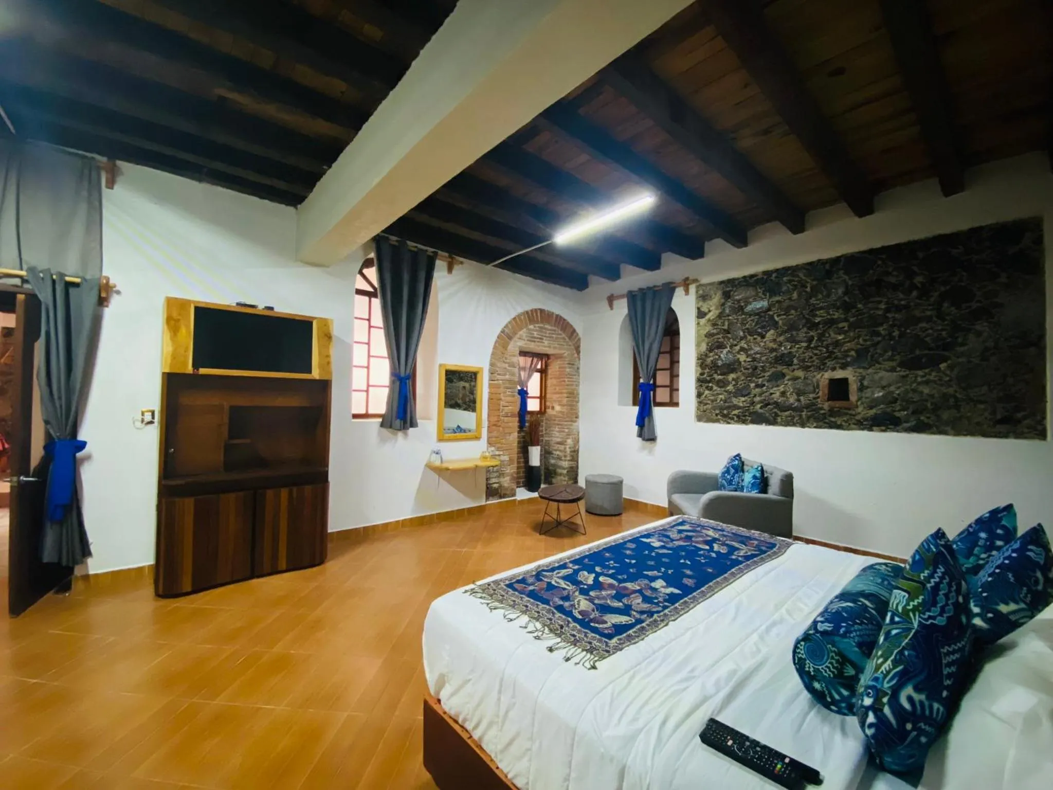 room service, Bed in HOTEL EX HACIENDA EL MOLINO