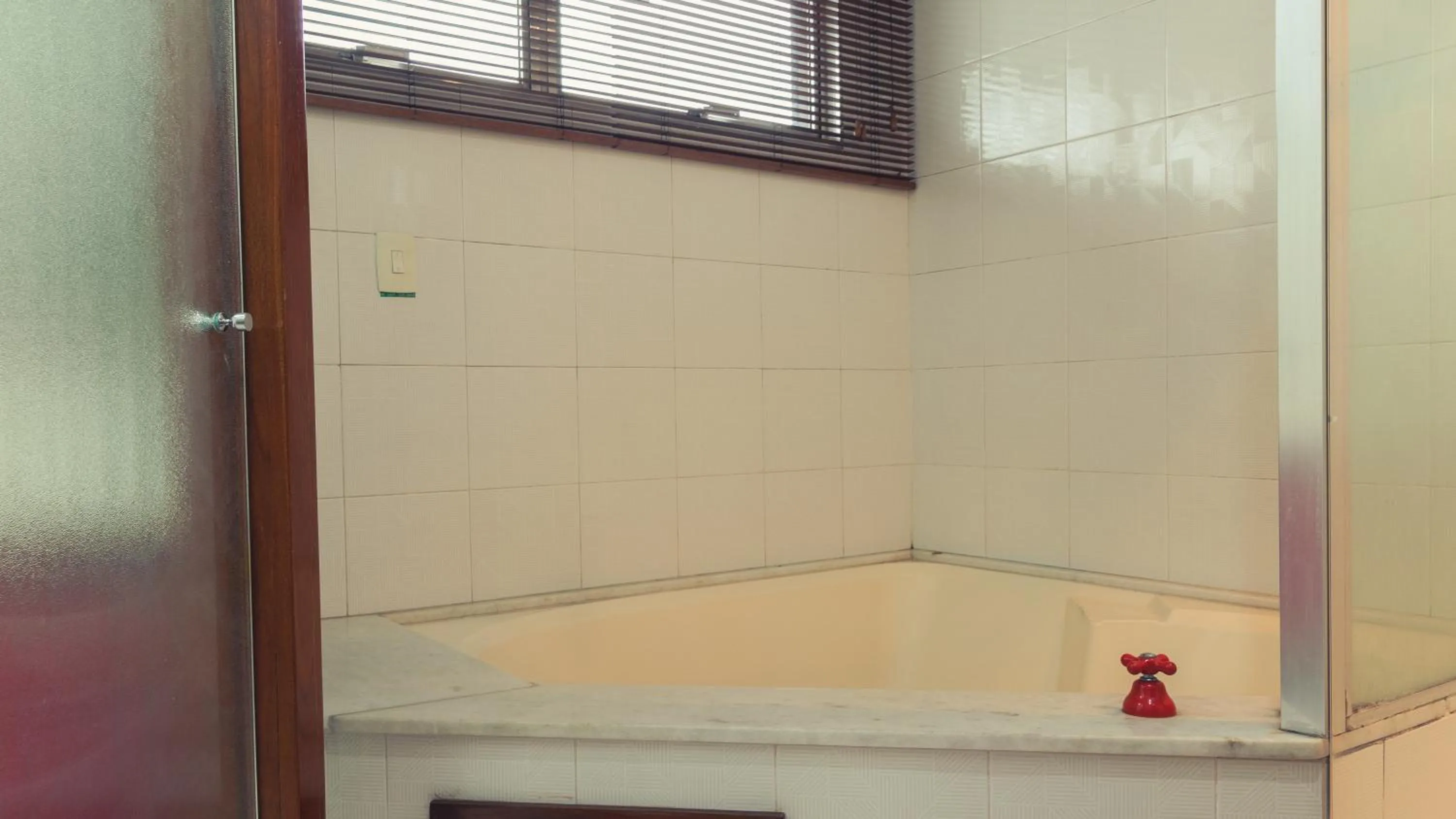 Hot Tub in Urbanature Filme & Arte - Comfort Hostel Brooklin