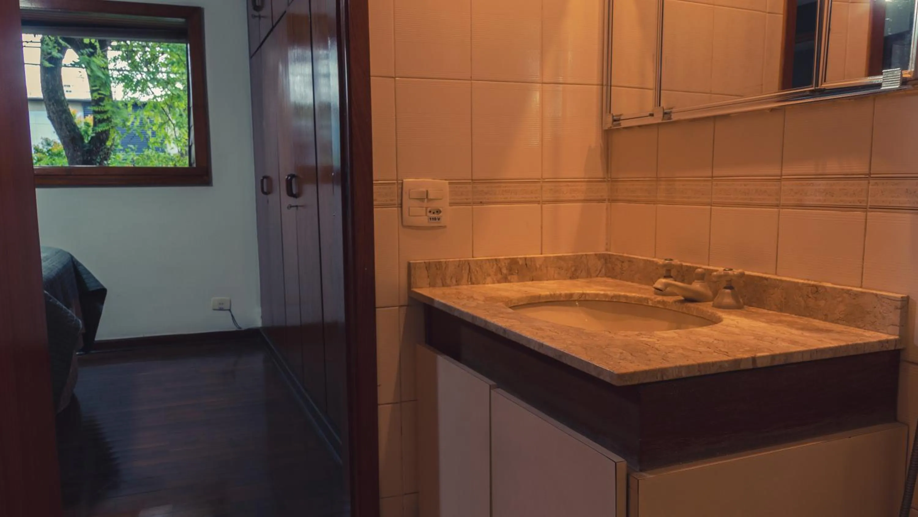 Bathroom in Urbanature Filme & Arte - Comfort Hostel Brooklin