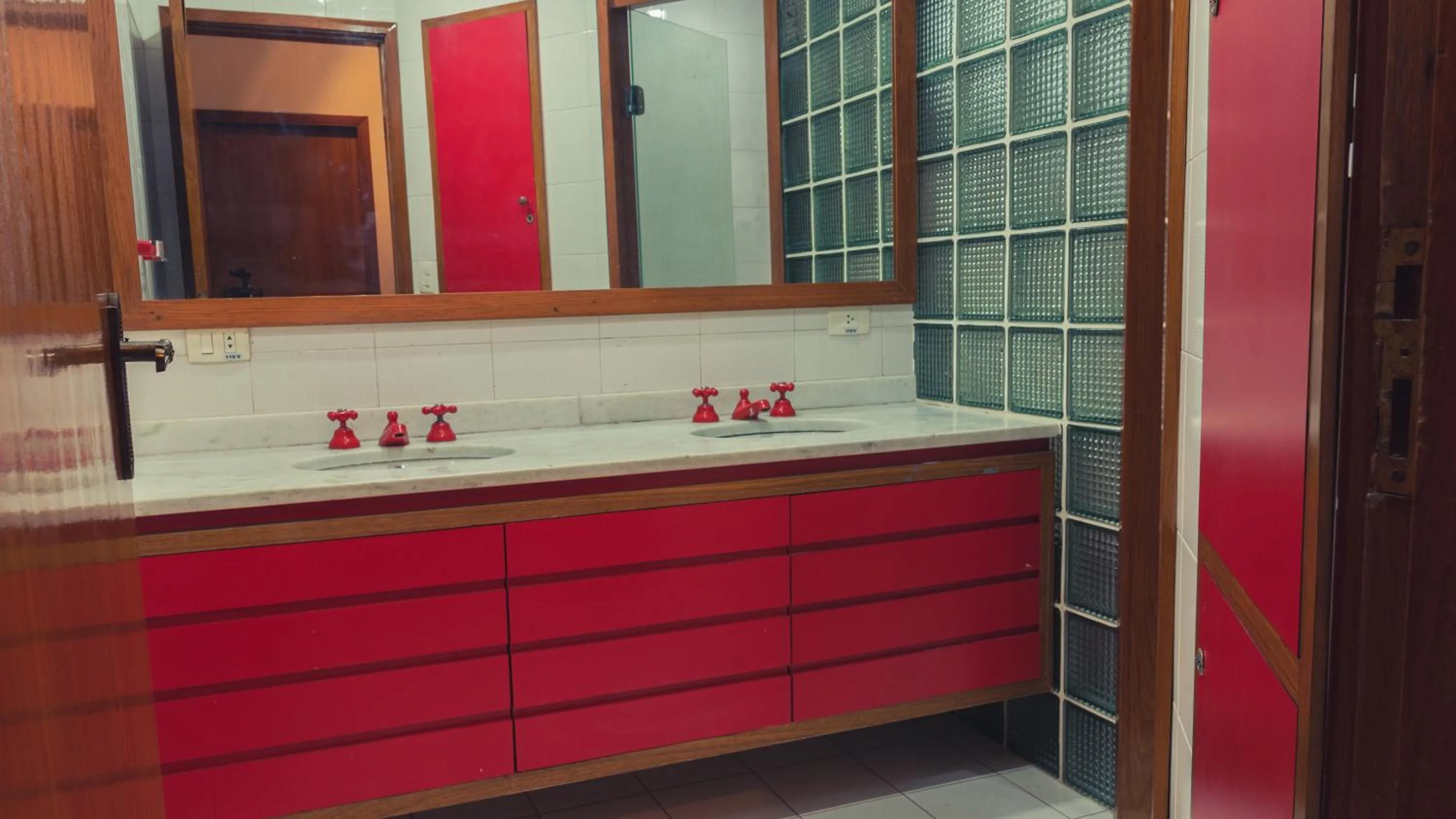 Bathroom in Urbanature Filme & Arte - Comfort Hostel Brooklin