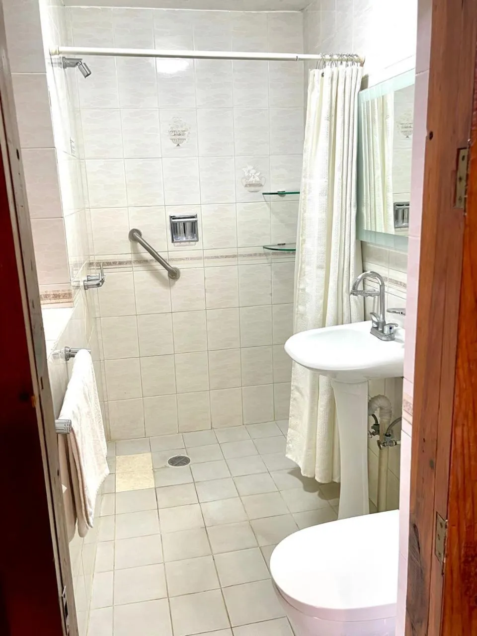 Deluxe Double Room with Balcony in Hotel Los Escudos