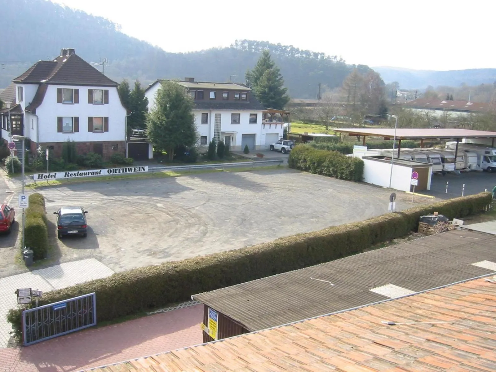 Property building in Hotel Orthwein -kostenfreie Parkplätze-