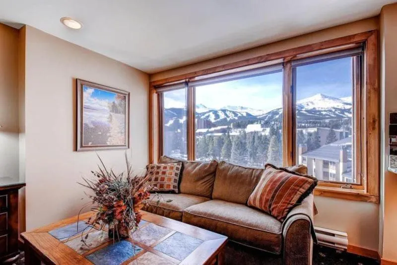 Kitchen or kitchenette in 1 Bedroom Ski In, Ski Out Mountain Vacation Rental Located Next To Historic Main Street In Downtown Breckenridge