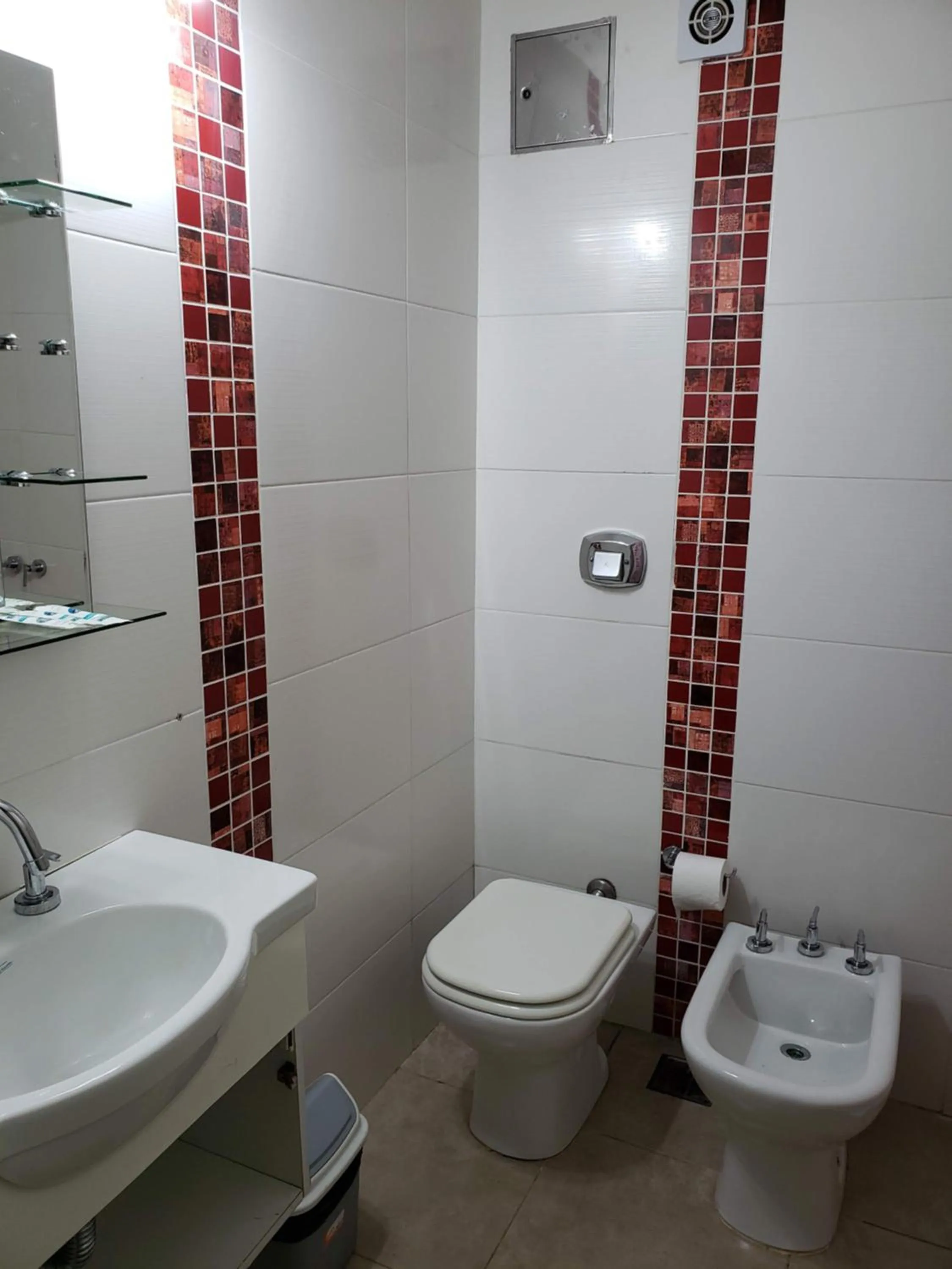 Bathroom in Hotel Continental