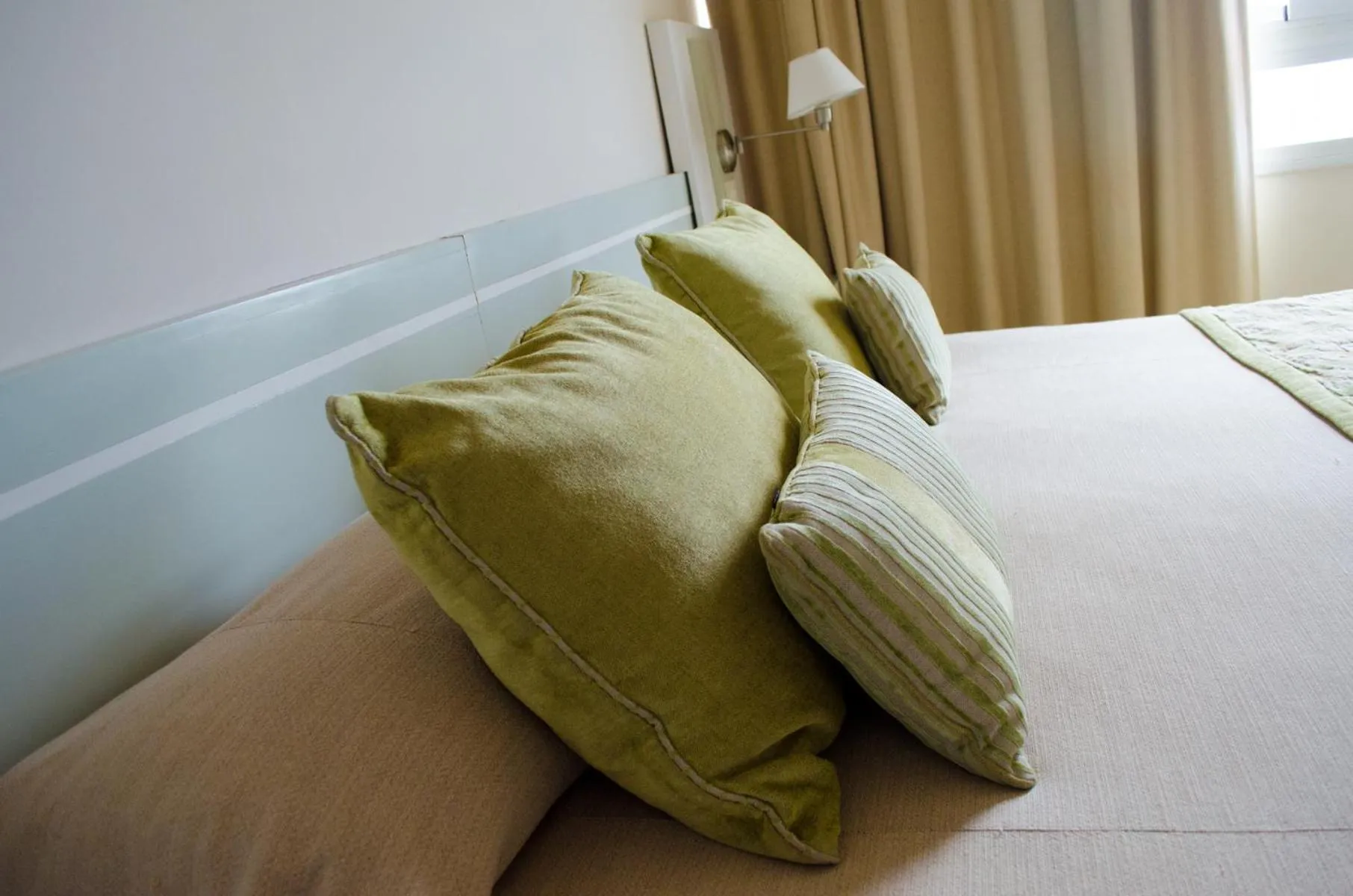 Bed in Hotel Continental