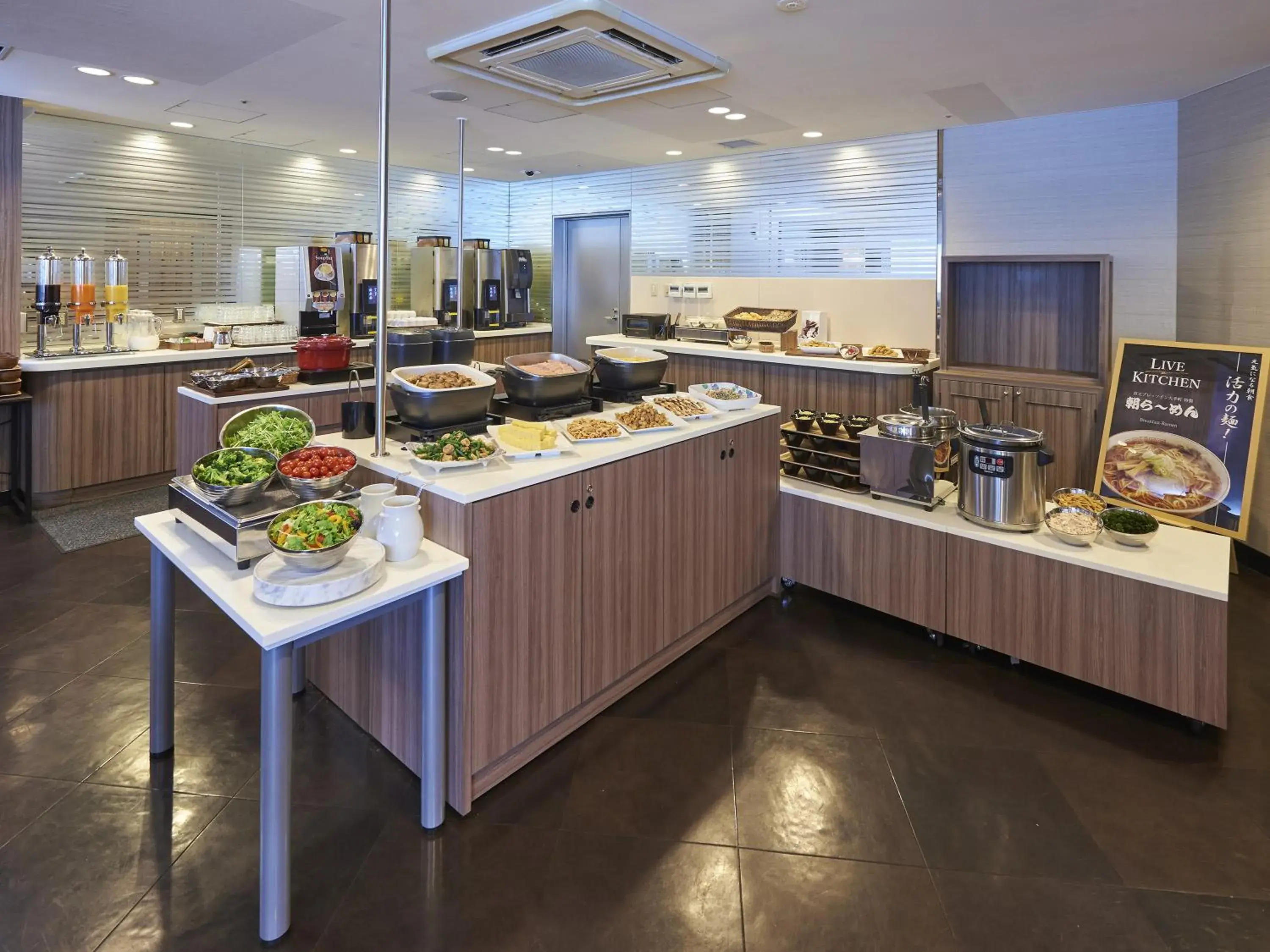 Breakfast in Keio Presso Inn Otemachi Breakfast in Keio Presso Inn Otemachi