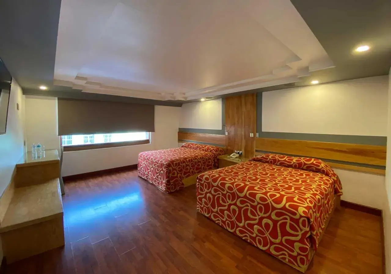 Standard Double Room with Two Double Beds in Hotel Escala Siglo XXI Standard Double Room with Two Double Beds in Hotel Escala Siglo XXI
