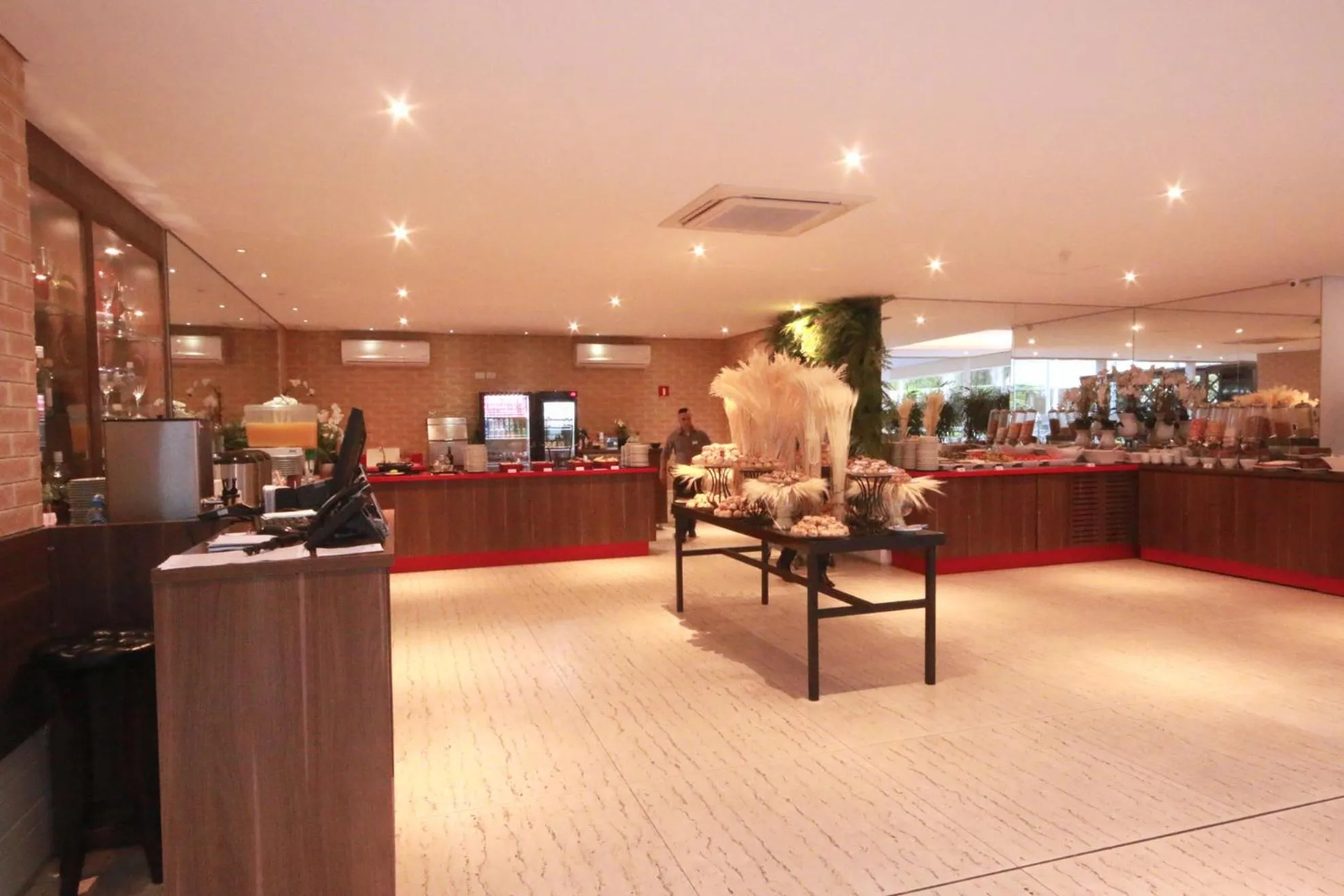 Breakfast in Ez Aclimação Hotel