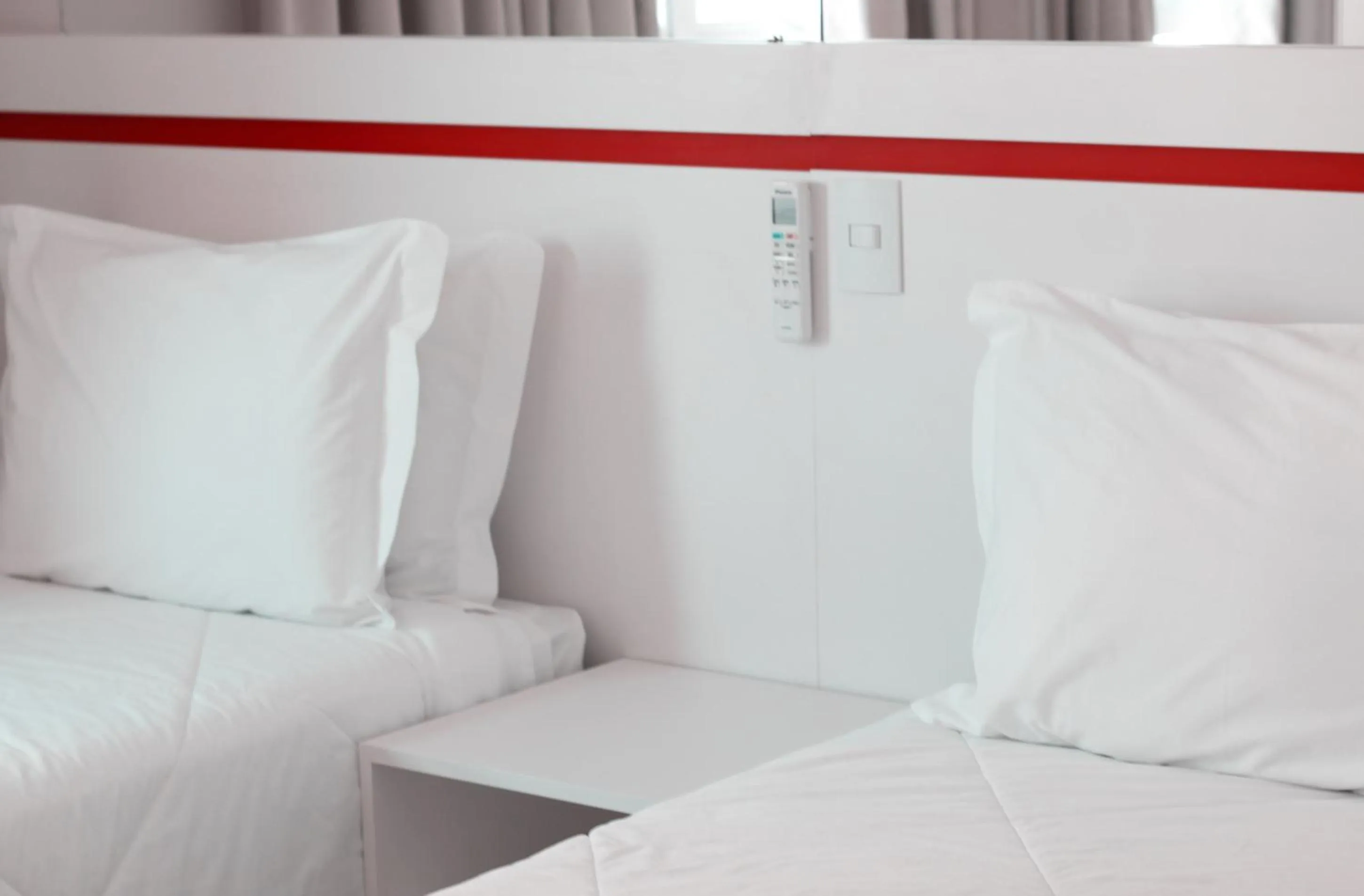 Photo of the whole room, Bed in Ez Aclimação Hotel