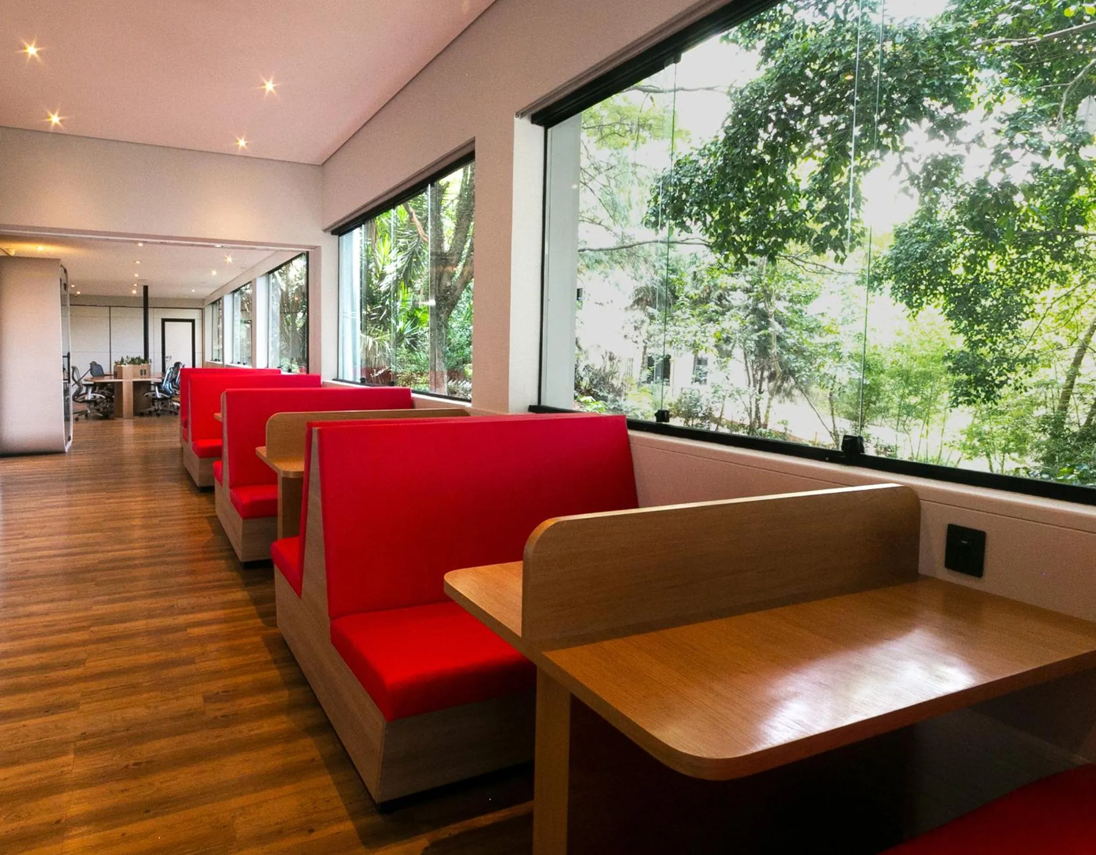 Meeting/conference room in Ez Aclimação Hotel