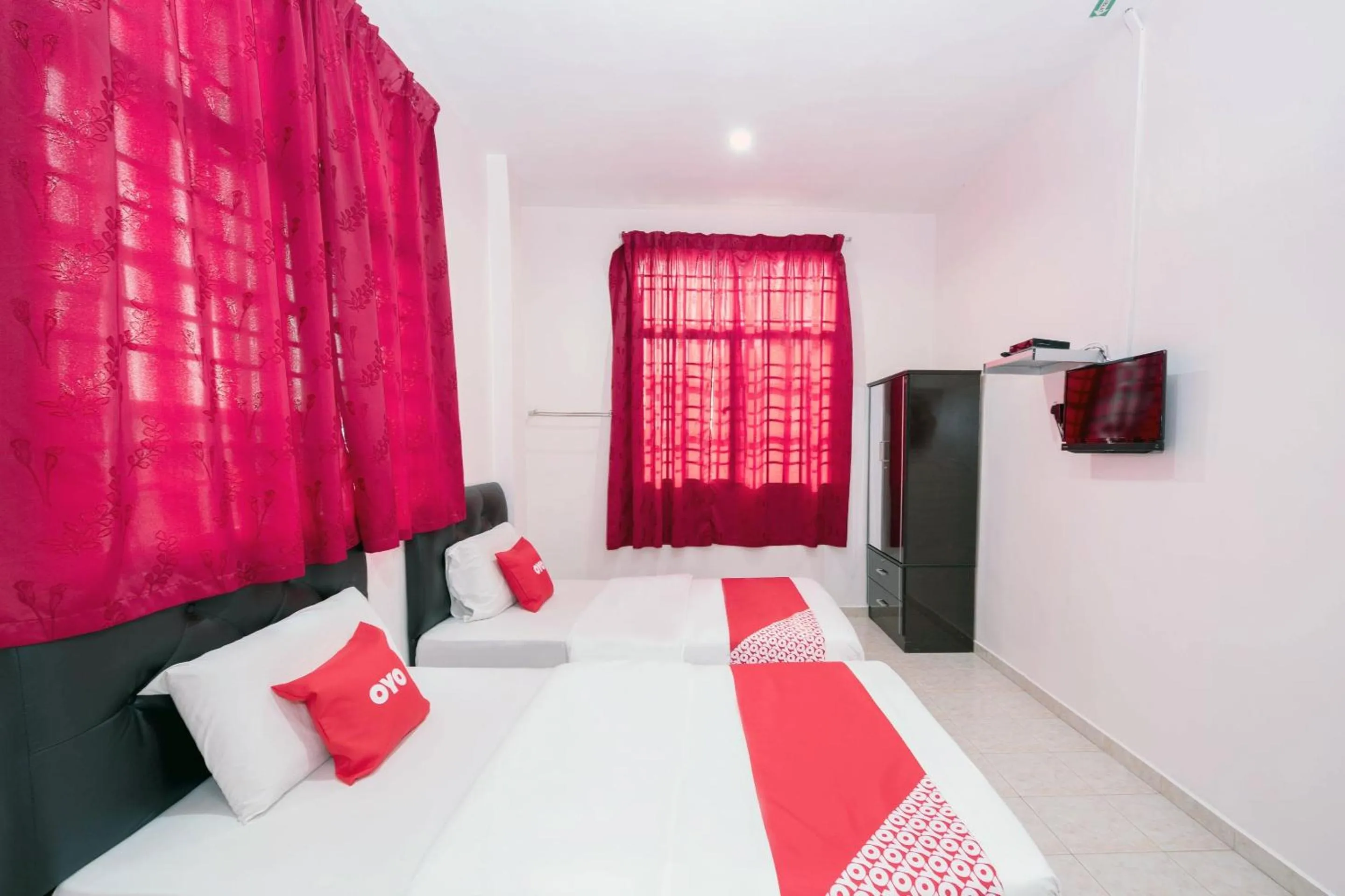 Bedroom, Bed in Hotel O Rg Motel