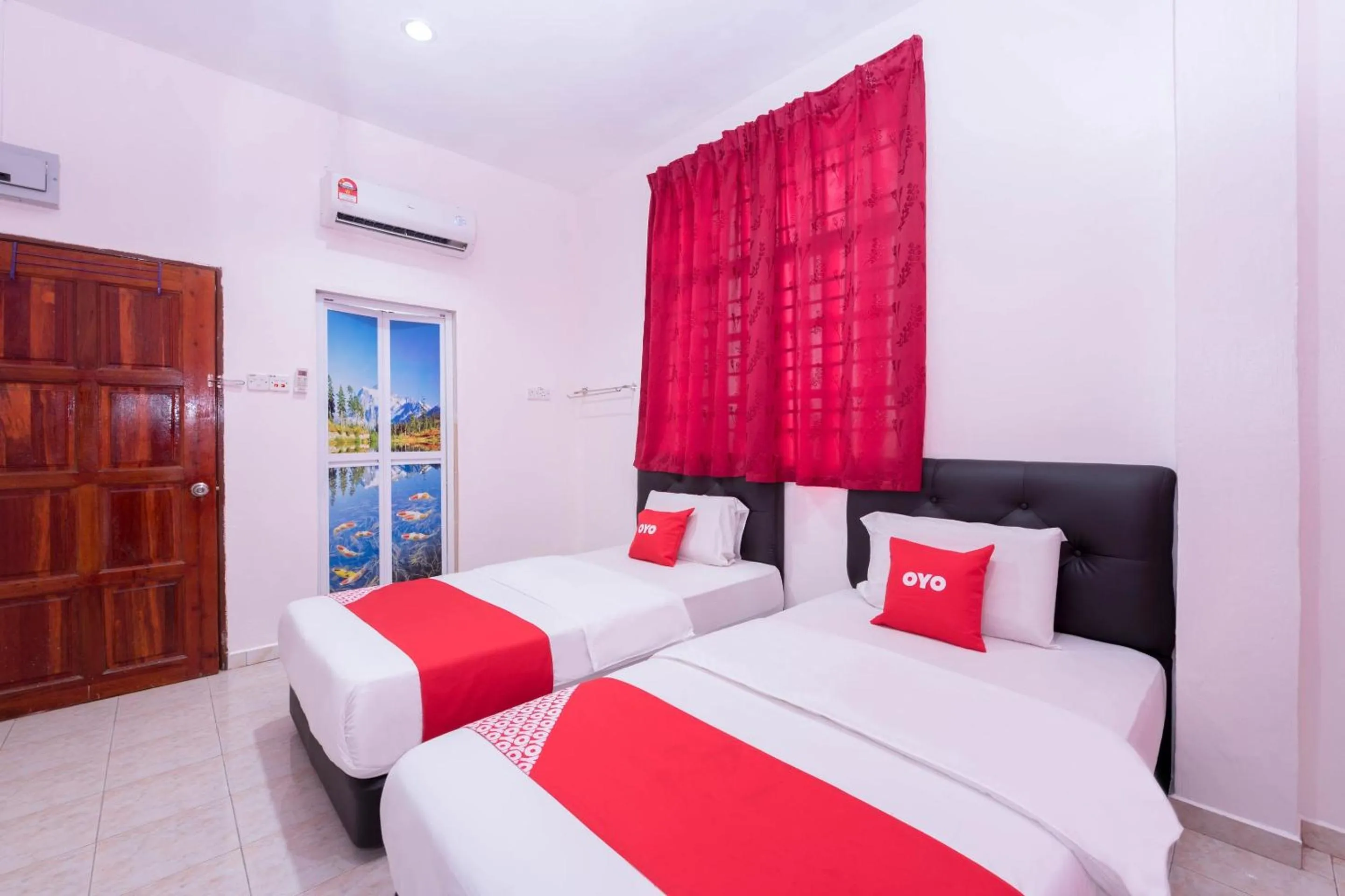 Bedroom, Bed in Hotel O Rg Motel