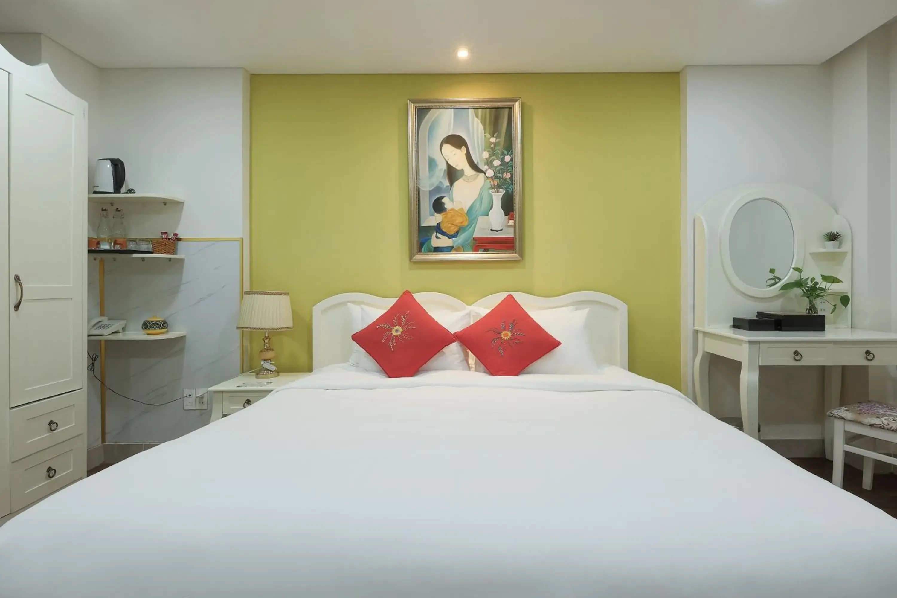 Double or Twin no window with free laundry - single occupancy in Chez Mimosa Petite - Free Laundry Double or Twin no window with free laundry - single occupancy in Chez Mimosa Petite - Free Laundry