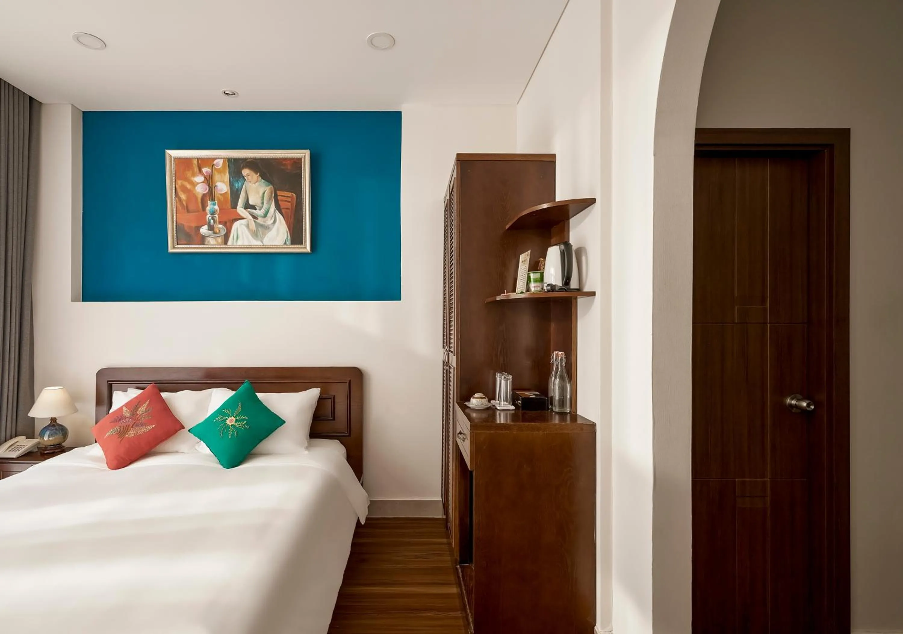 Bedroom, Bed in Chez Mimosa Petite - Free Laundry