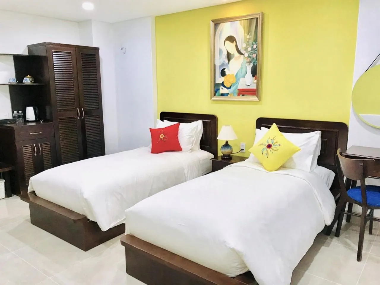 Photo of the whole room, Bed in Chez Mimosa Petite - Free Laundry