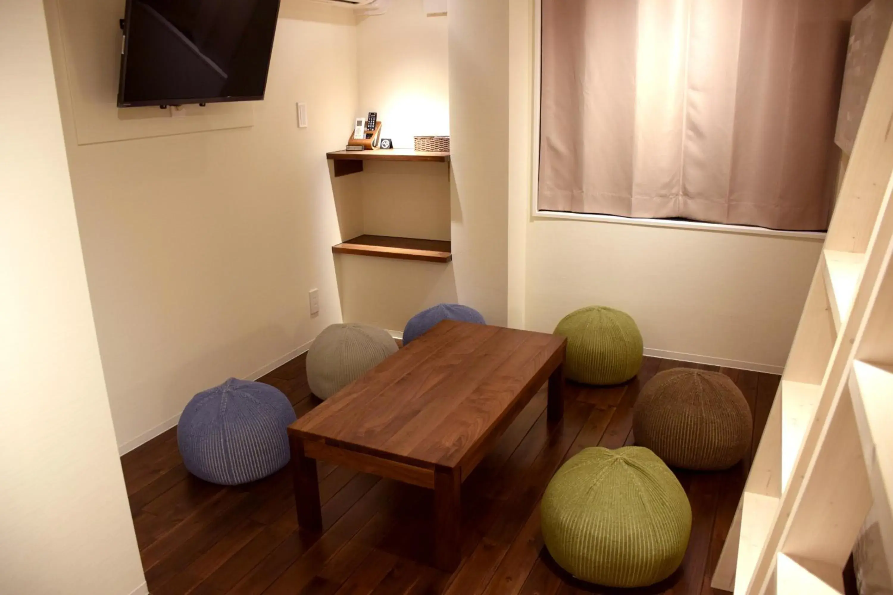 Family Room with Private Bathroom in Condominium MIRAHAKONE Family Room with Private Bathroom in Condominium MIRAHAKONE