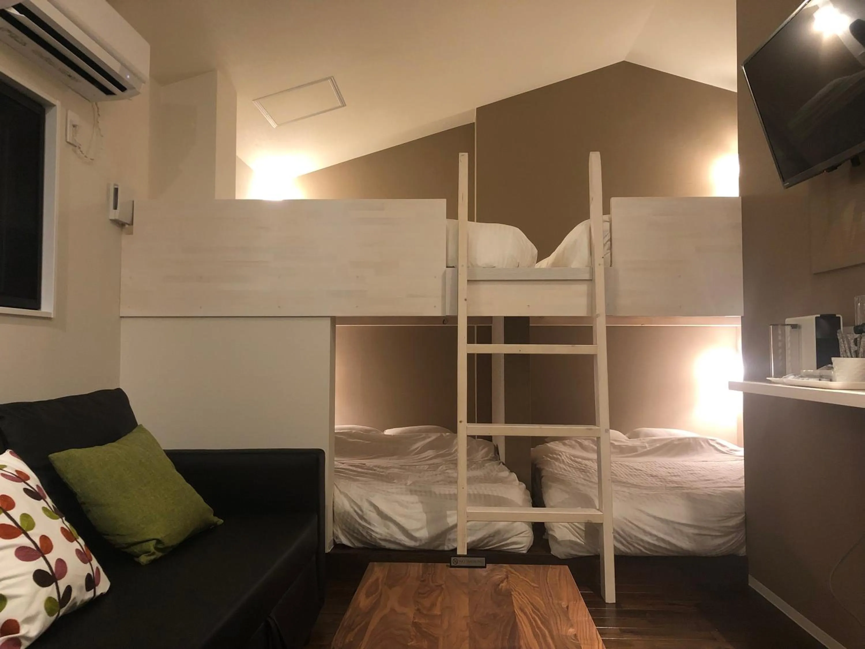 bunk bed, Bed in Condominium MIRAHAKONE