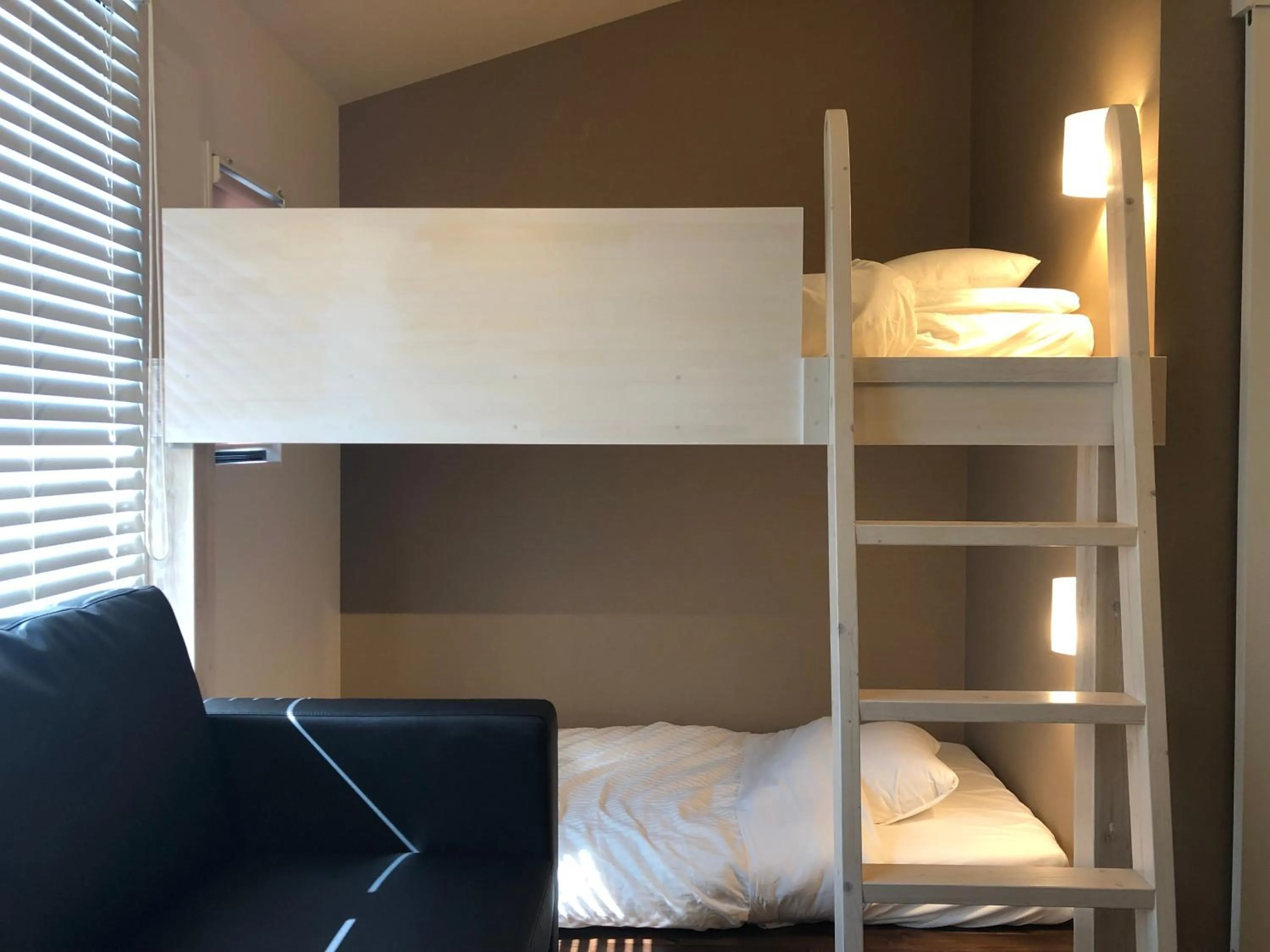 bunk bed, Bed in Condominium MIRAHAKONE