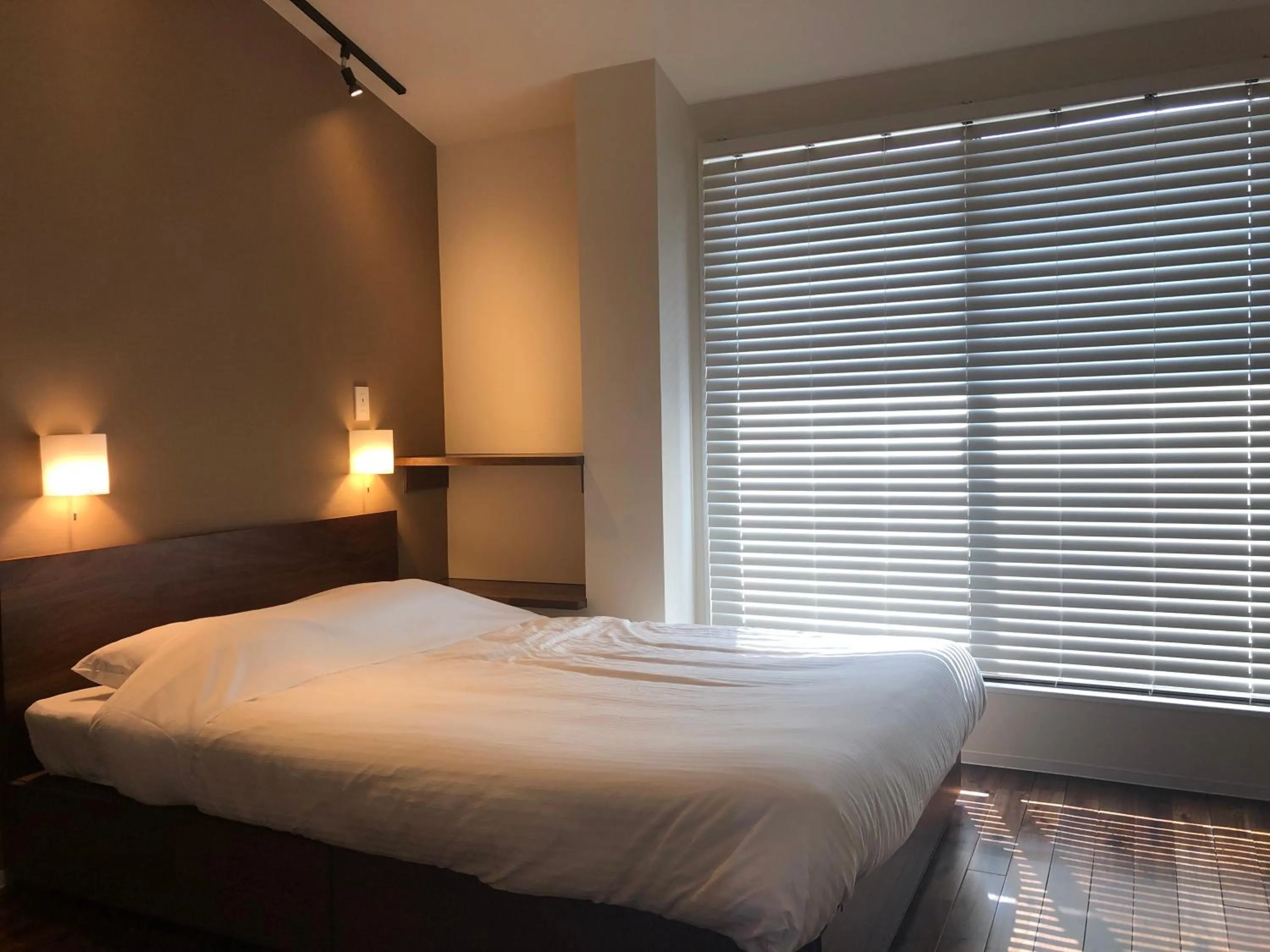 Photo of the whole room, Bed in Condominium MIRAHAKONE