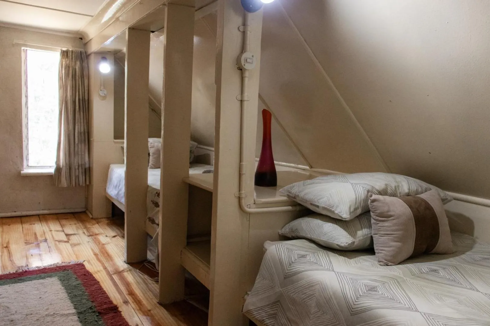 Bed in Ondini Guest House