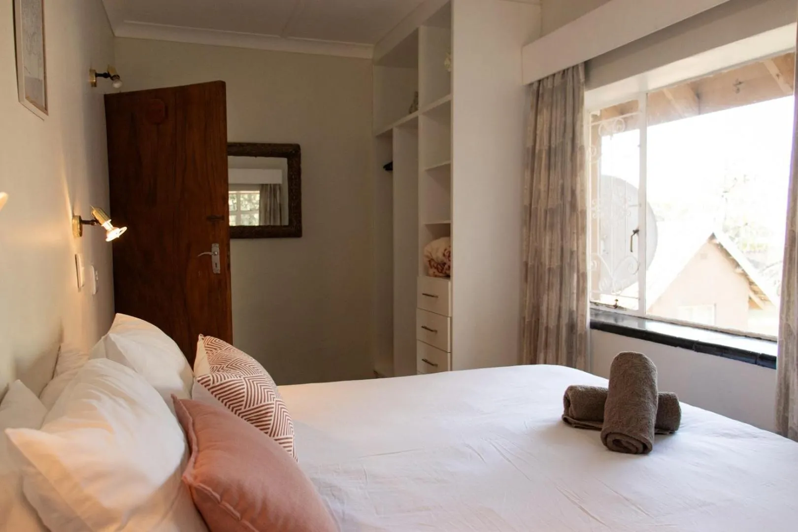 Bed in Ondini Guest House