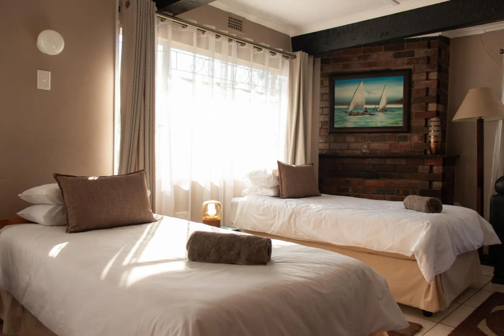 Bed in Ondini Guest House