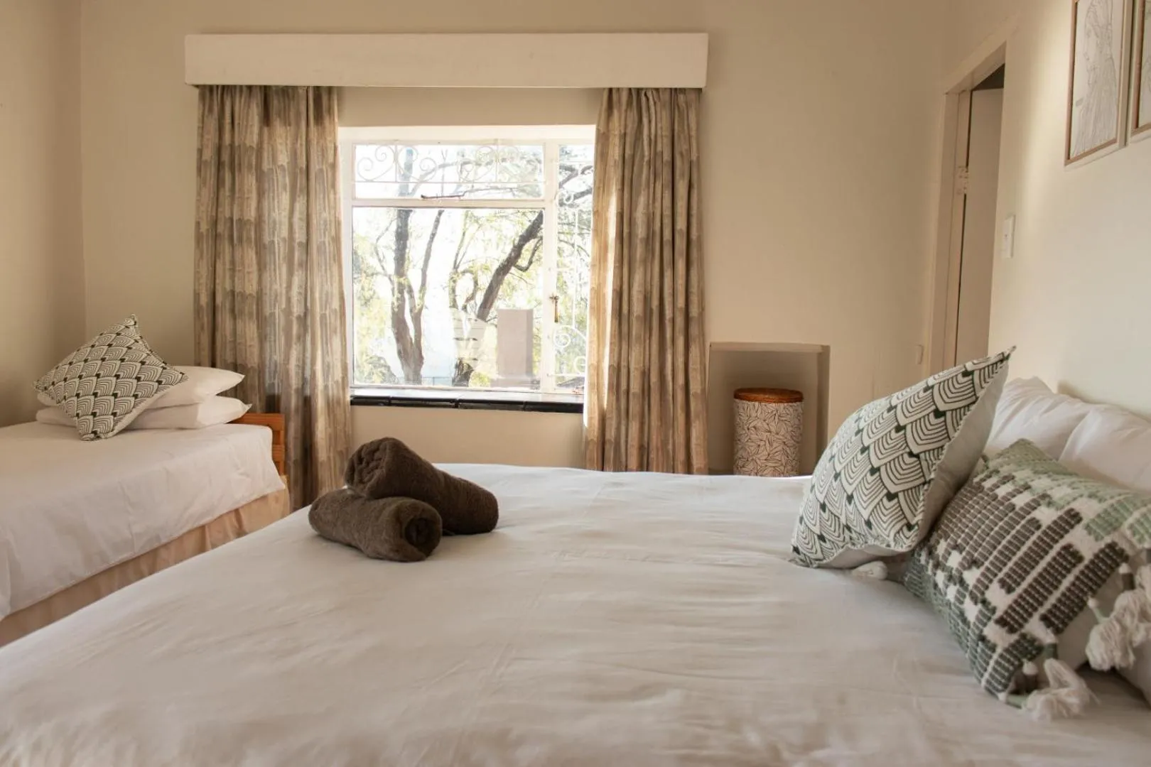 Bed in Ondini Guest House