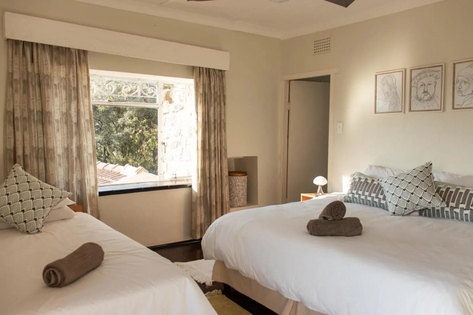 Bed in Ondini Guest House