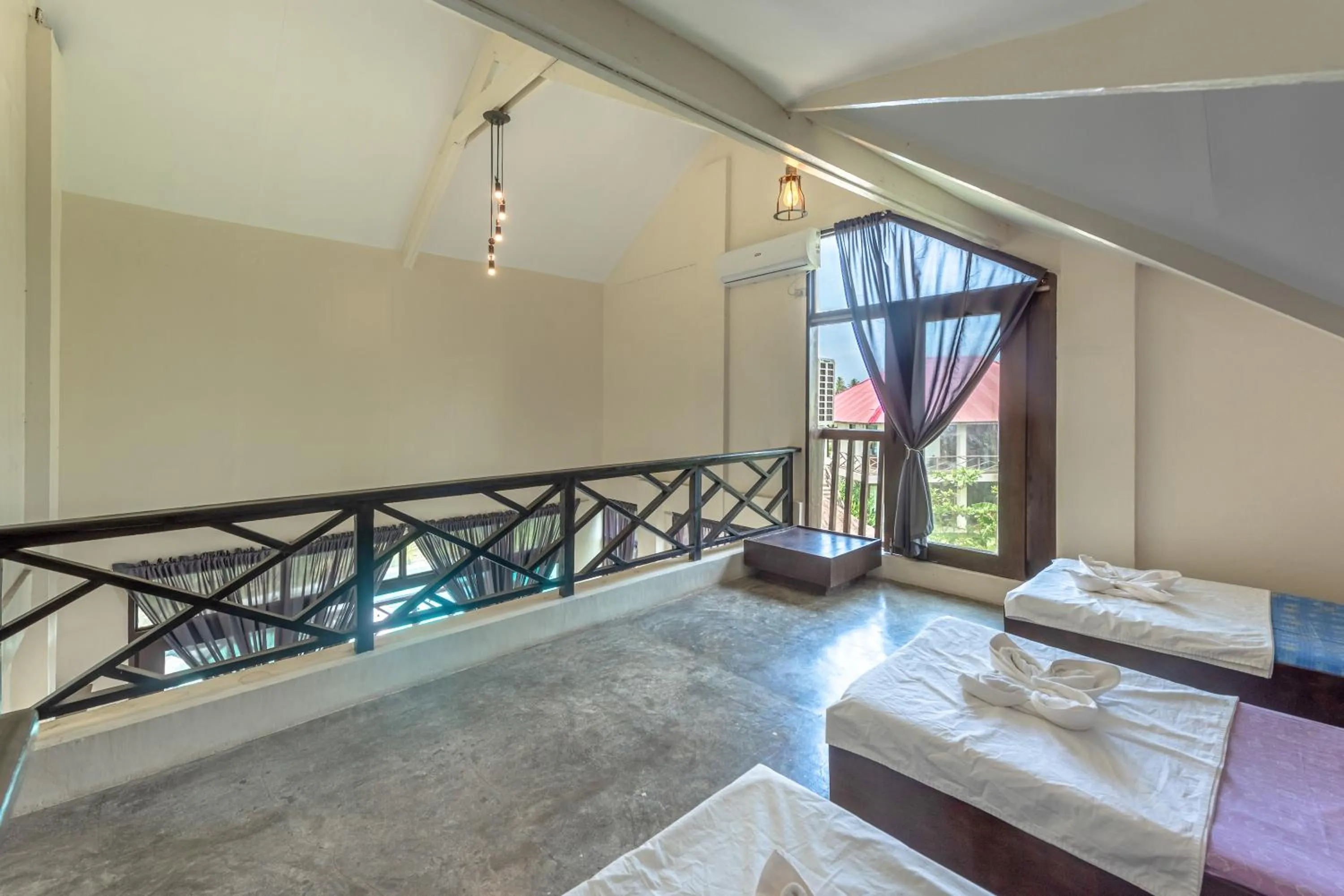 Bed in Ohana Resort Siargao