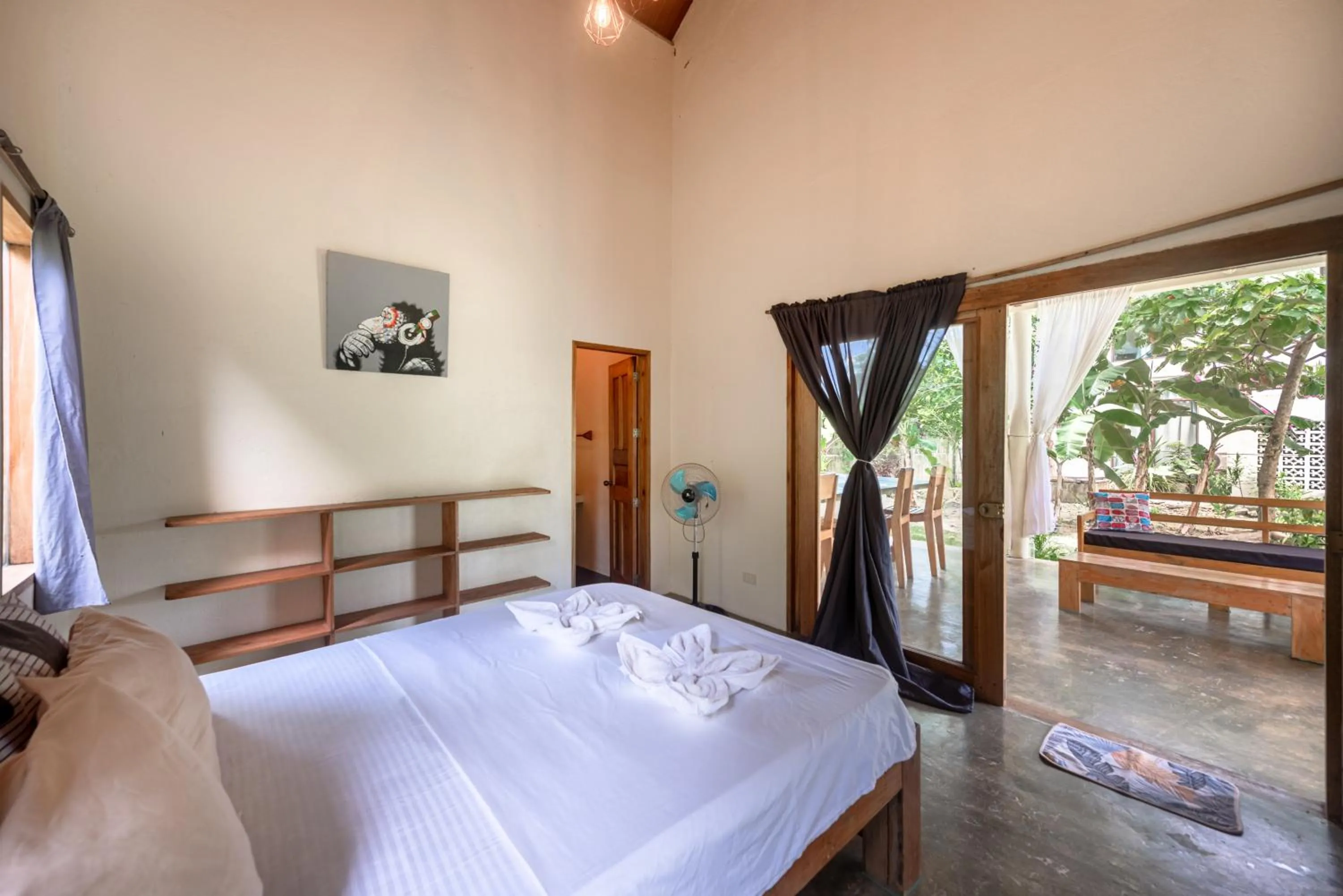 Bed in Ohana Resort Siargao